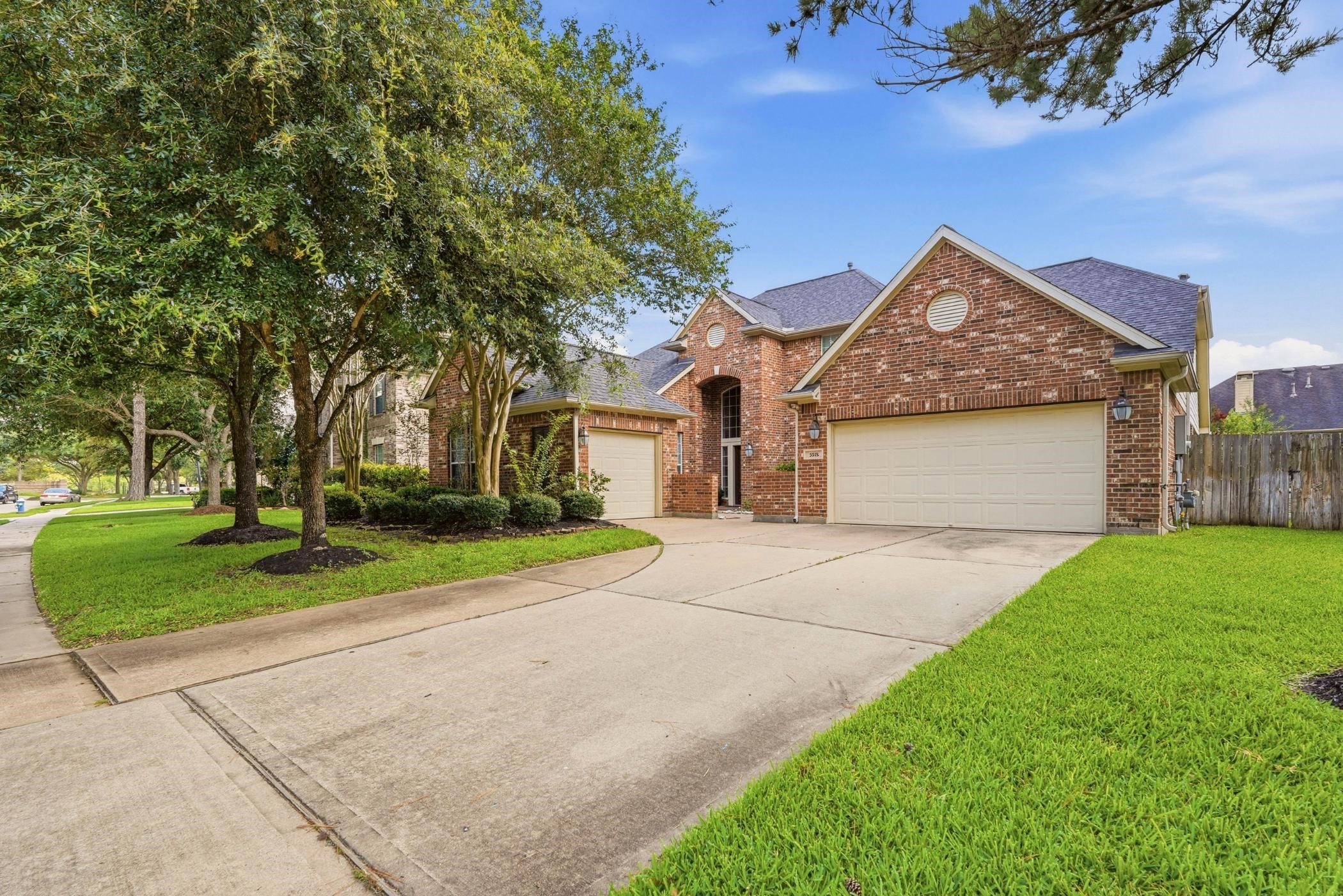 5518 Ivory Lake Court Property Photo 1