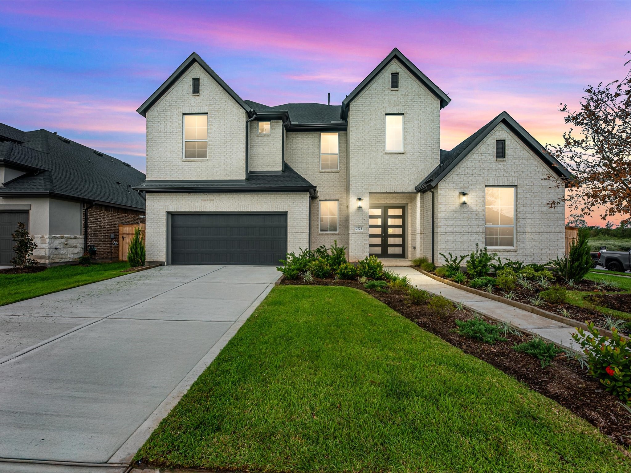 2723 Crown Ridge Drive Property Photo 1