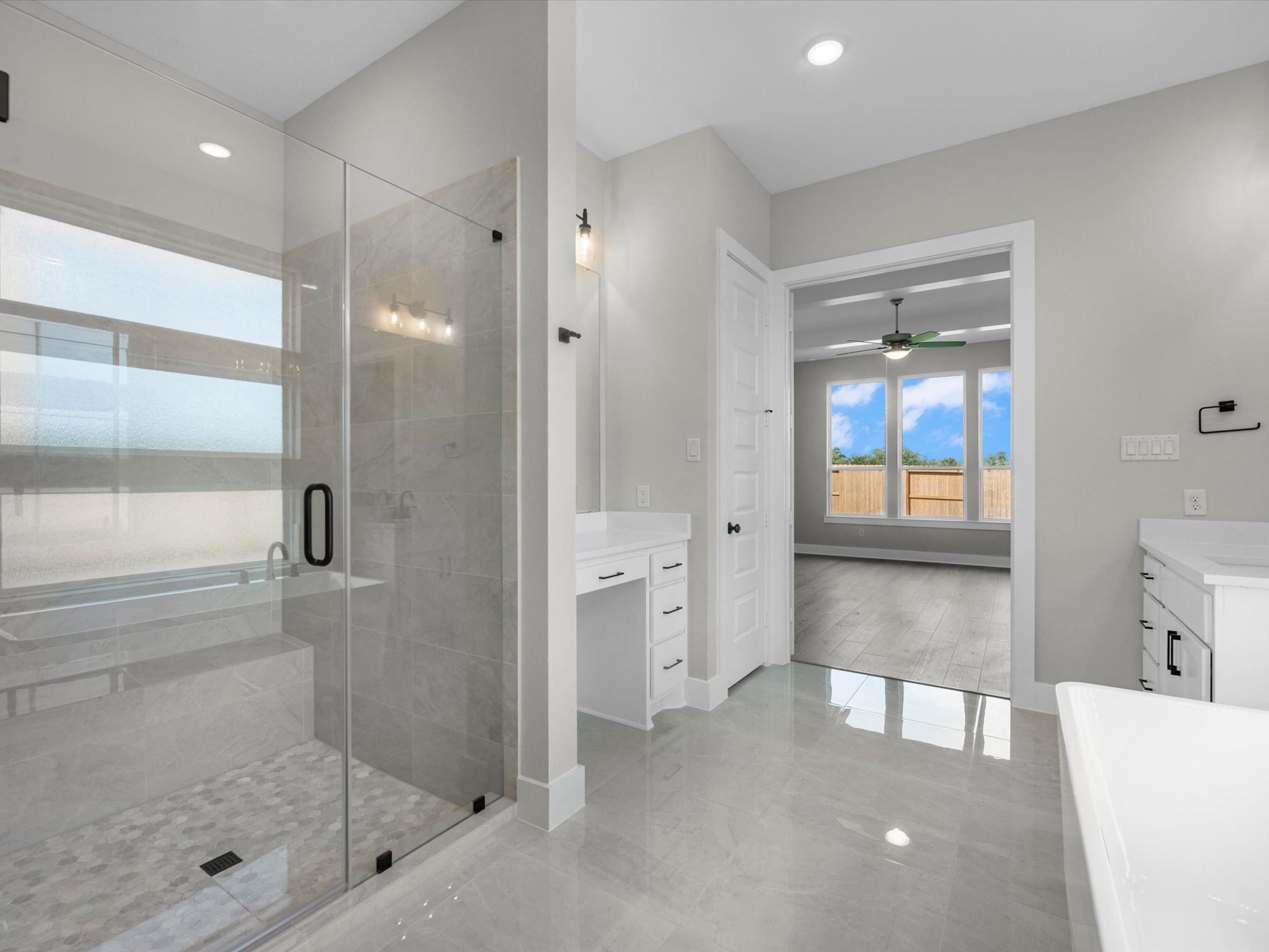 2723 Crown Ridge Drive Property Photo 13
