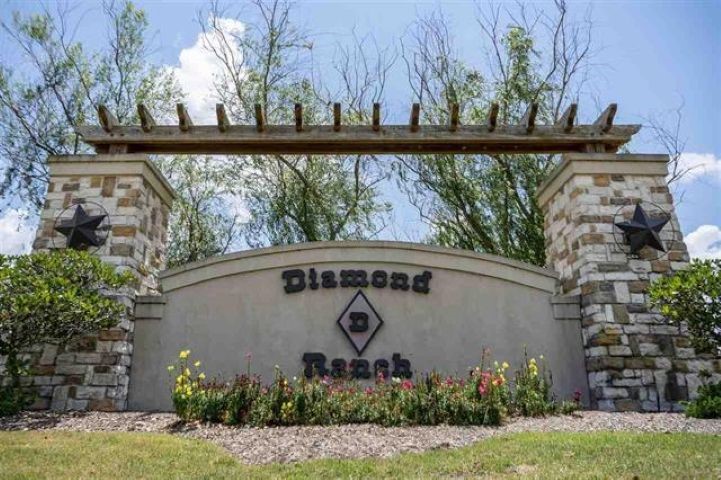 2820 S Pine Island Levee Road Property Photo