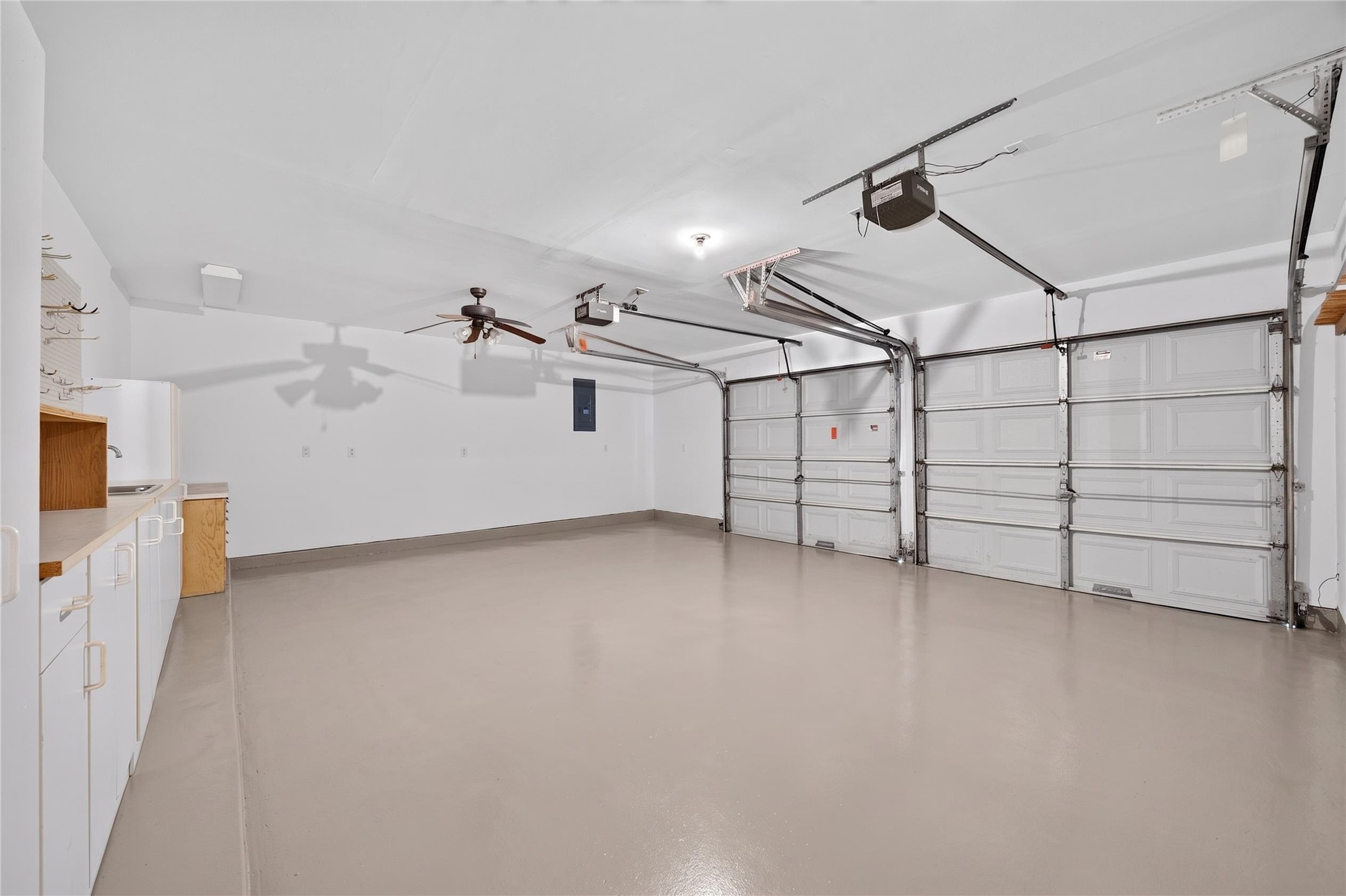 27123 Kendal Ridge Lane Property Photo 9