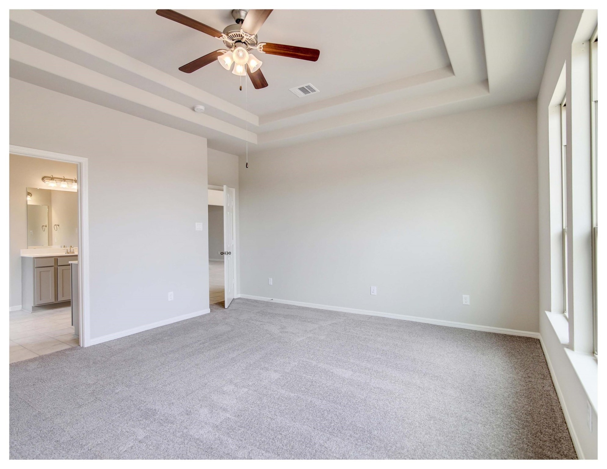 2510 Shallow Lake Lane Property Photo 14