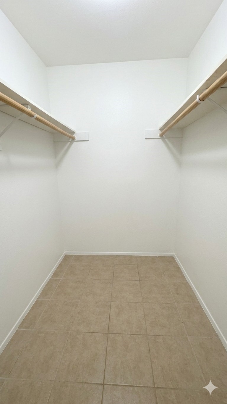 425 Hawthorne Street 07 Property Photo 5