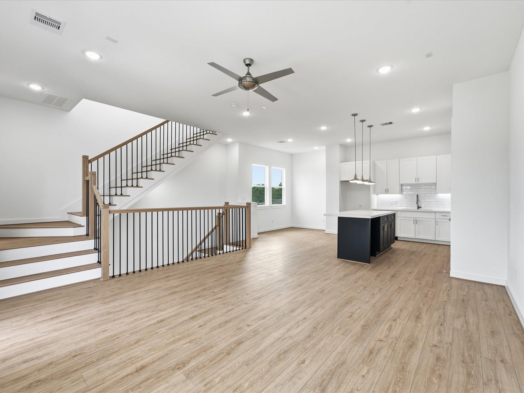 7453 Lasalette Street Property Photo 2