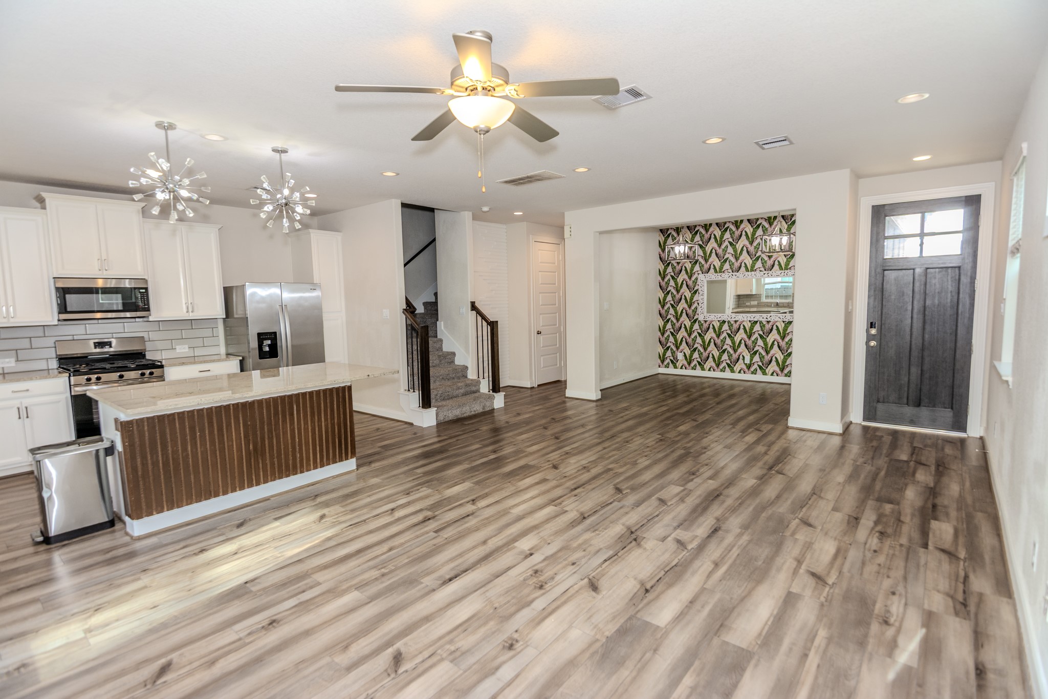 4120 Split Ivy Drive Property Photo 6