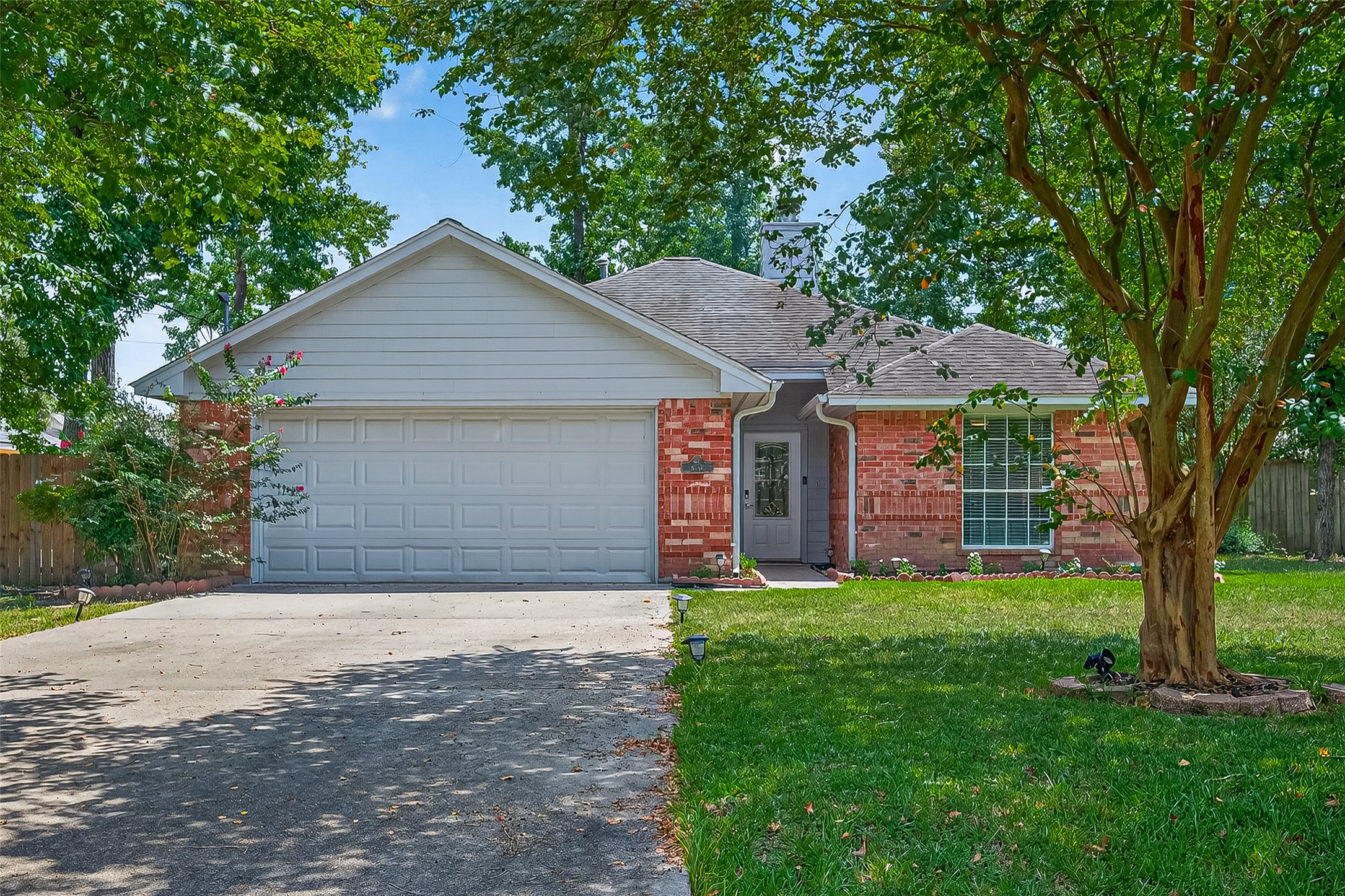 6719 Woodland Oaks Property Photo 6