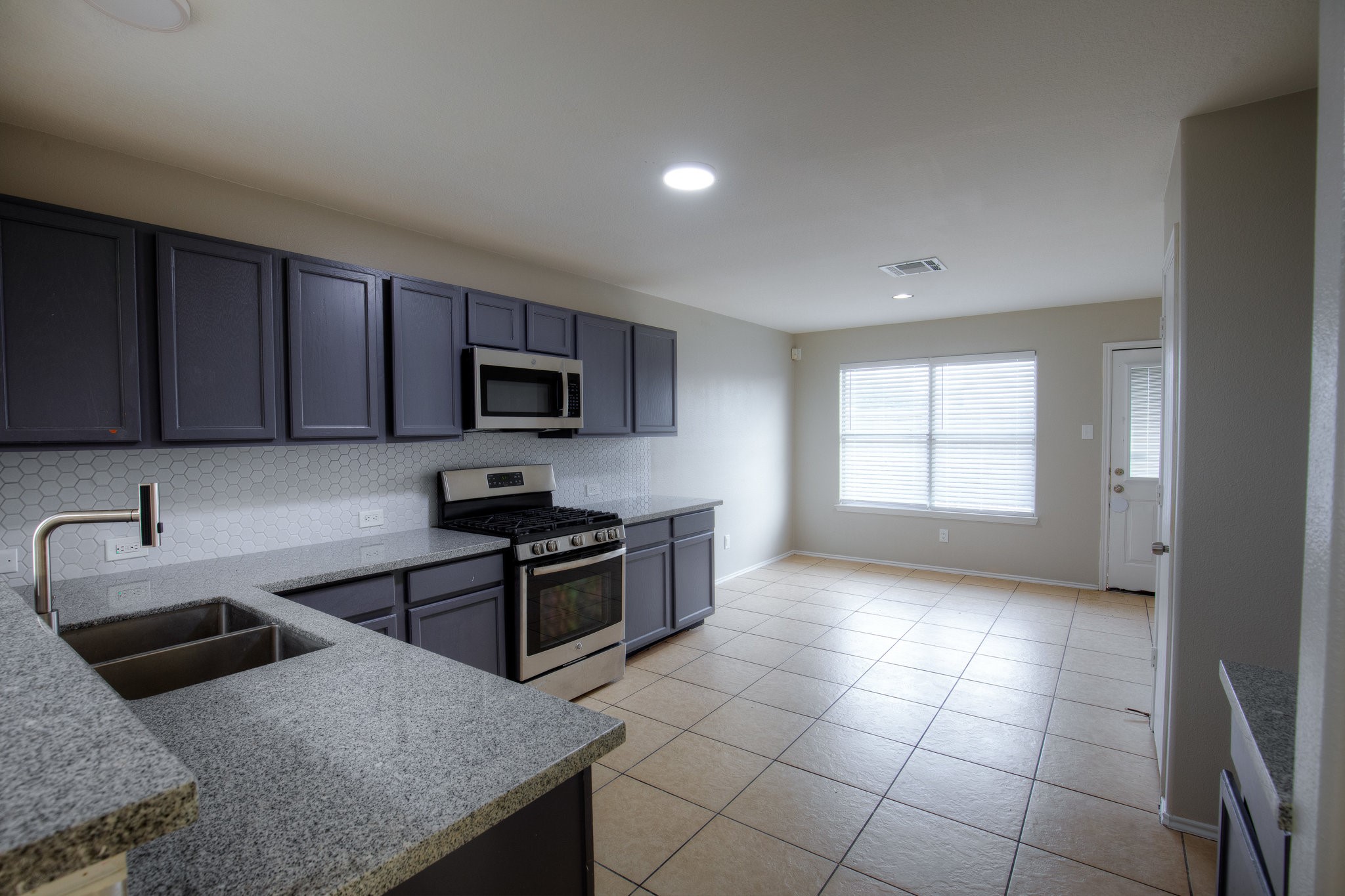 718 Remwick Drive Property Photo 8