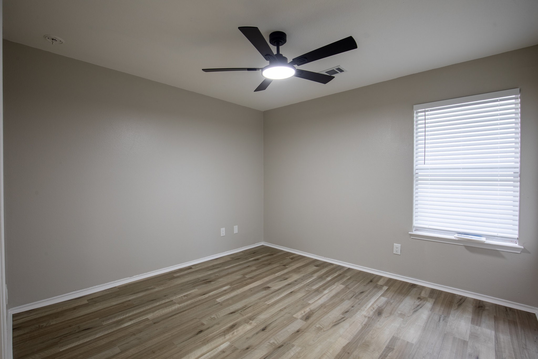 718 Remwick Drive Property Photo 10