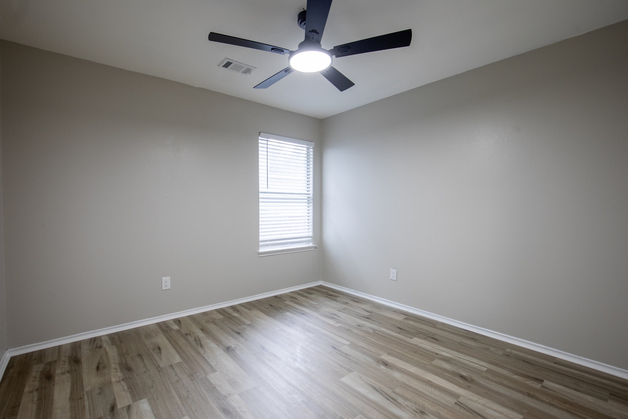 718 Remwick Drive Property Photo 11