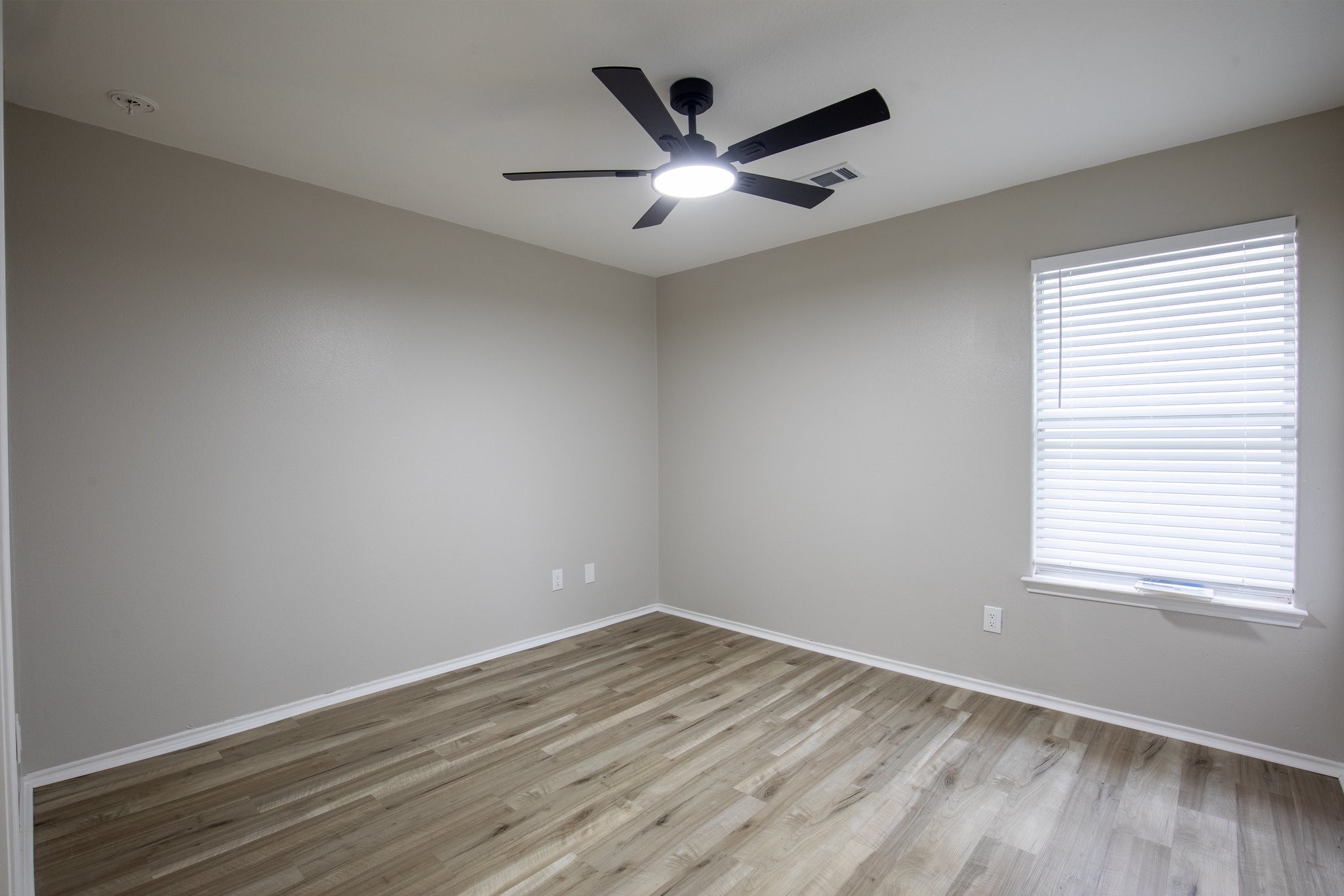 718 Remwick Drive Property Photo 14