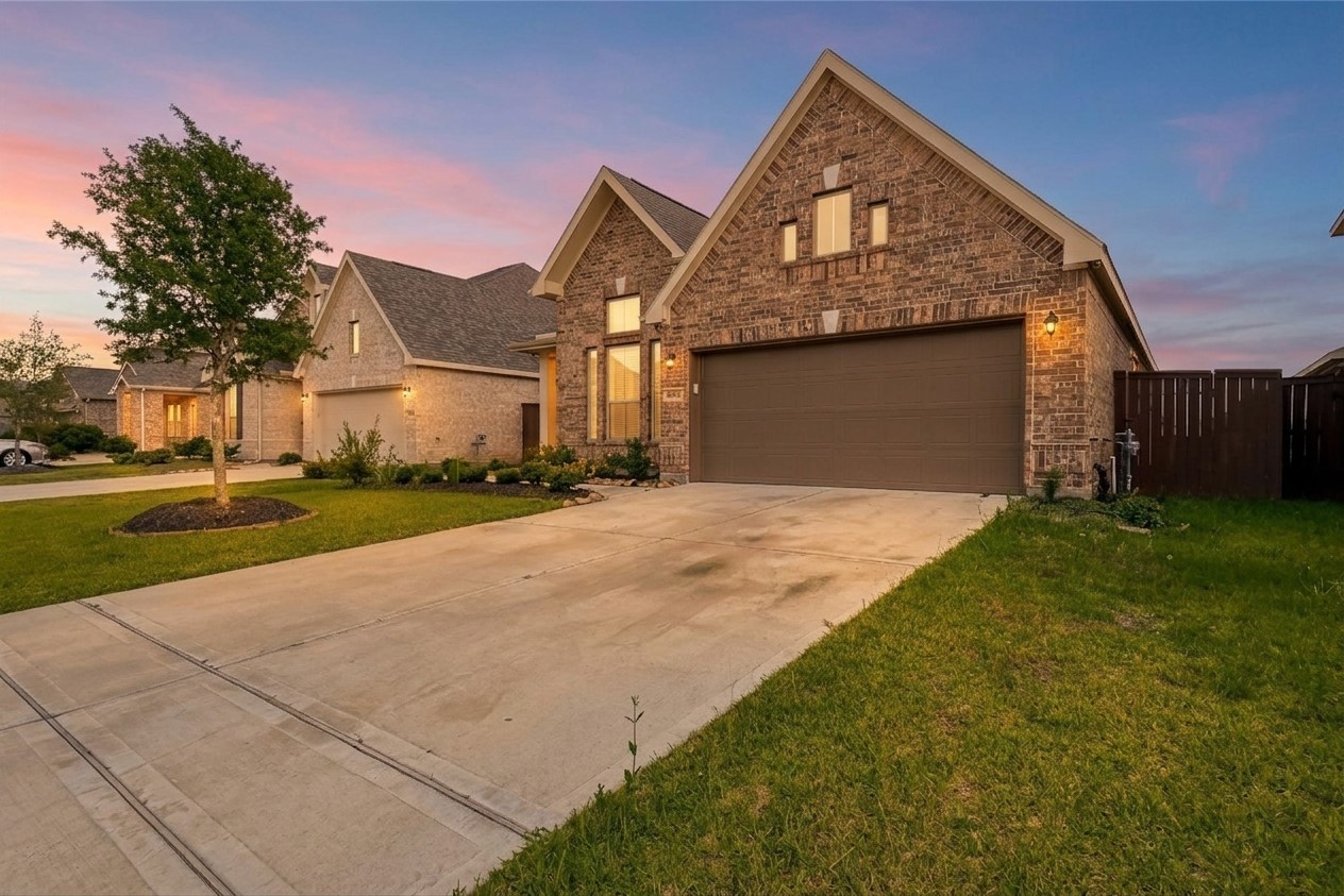 24303 Wild Bramble Lane Property Photo 1