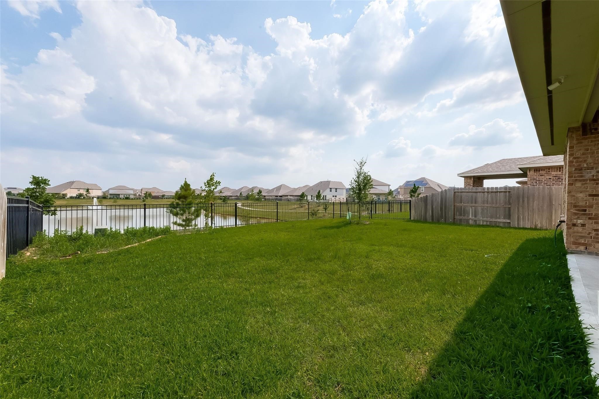 24303 Wild Bramble Lane Property Photo 31