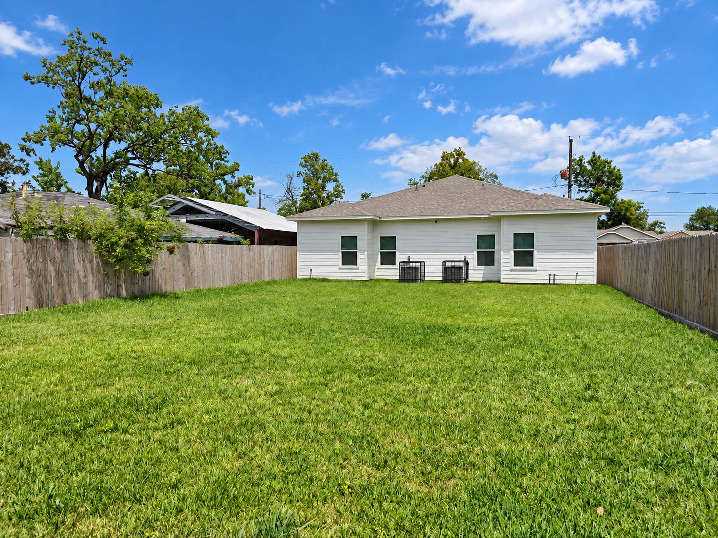 4124 Vaughn Street A Property Photo 17