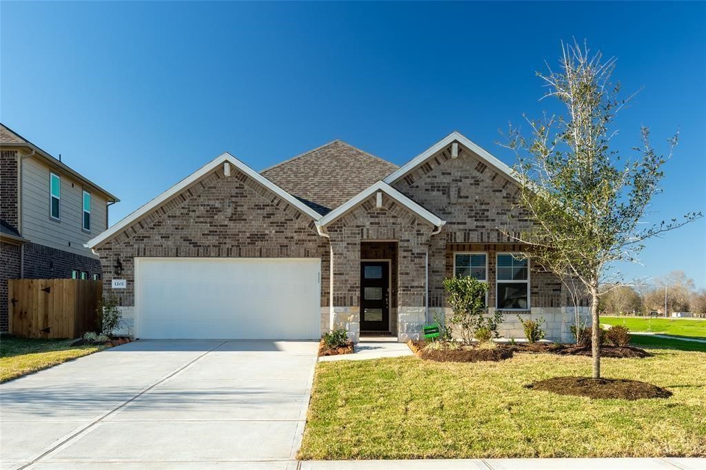 1202 Oak Barrel Run Property Photo 1