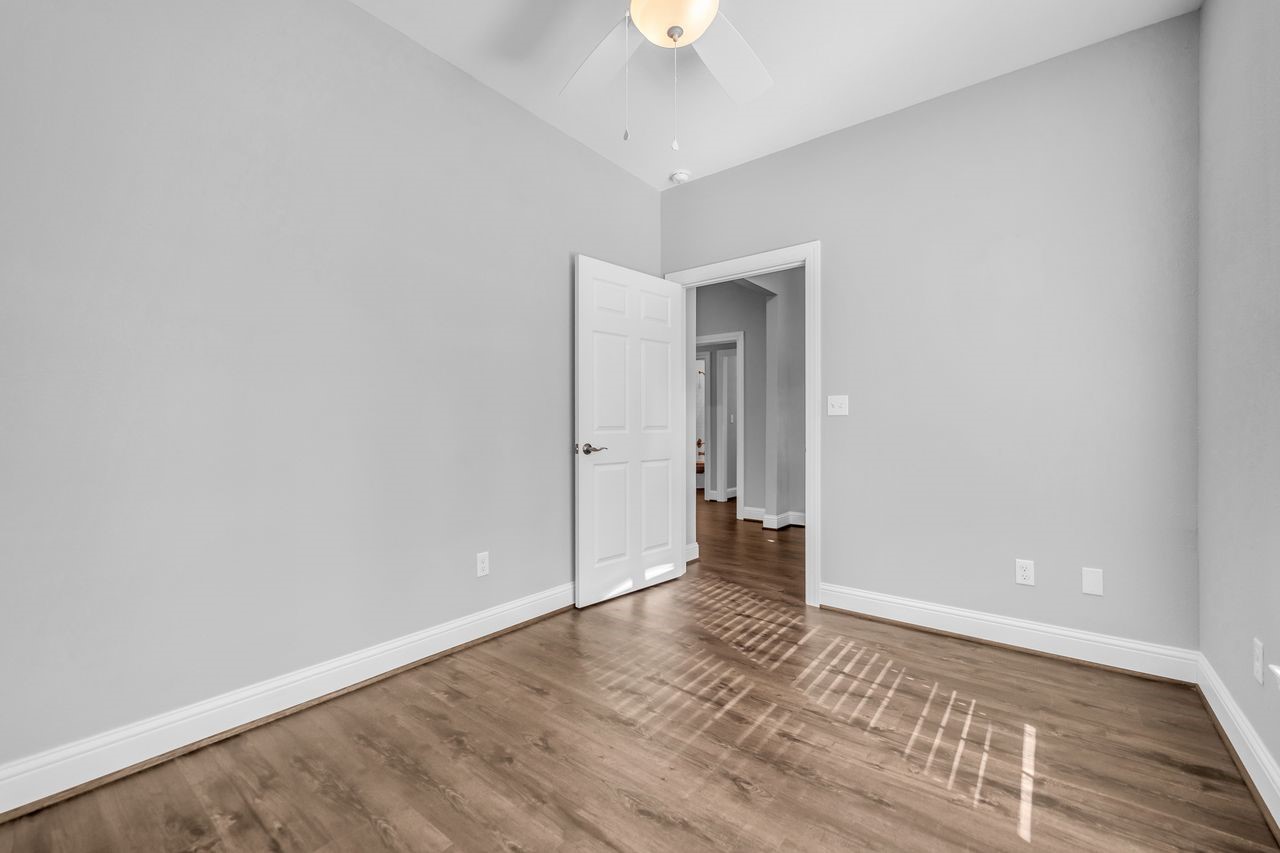 1 Hanover Lane Property Photo 10