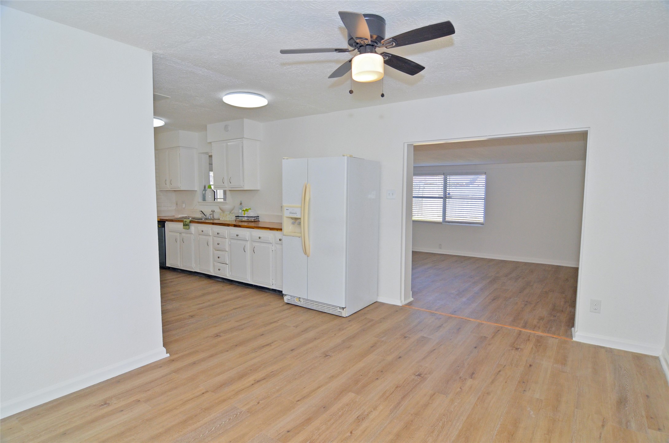 16711 David Glen Drive Property Photo 5
