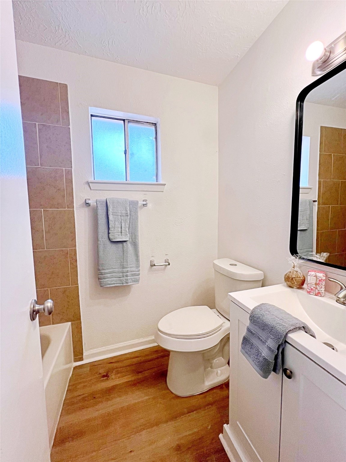 16711 David Glen Drive Property Photo 11