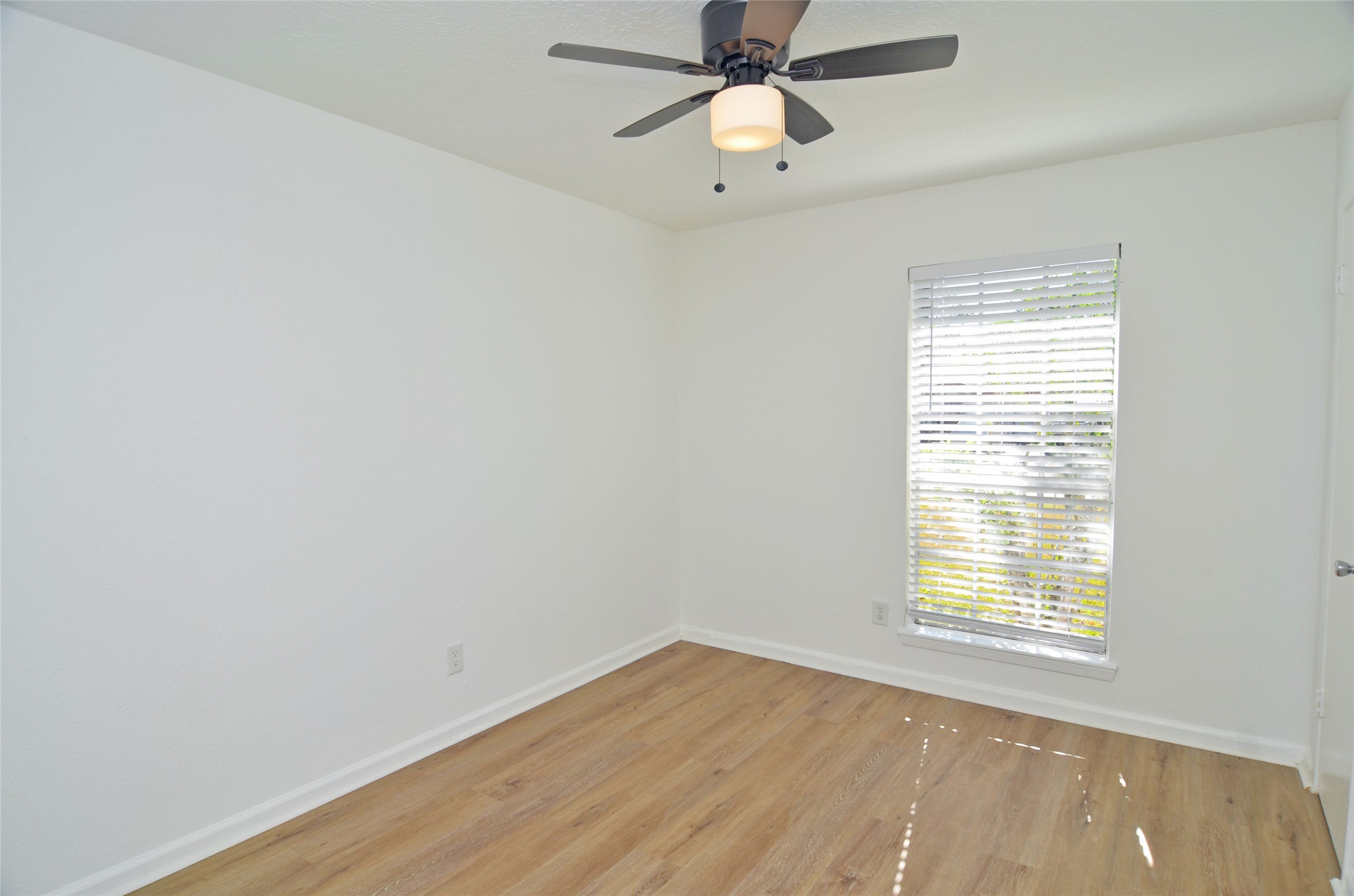 16711 David Glen Drive Property Photo 13