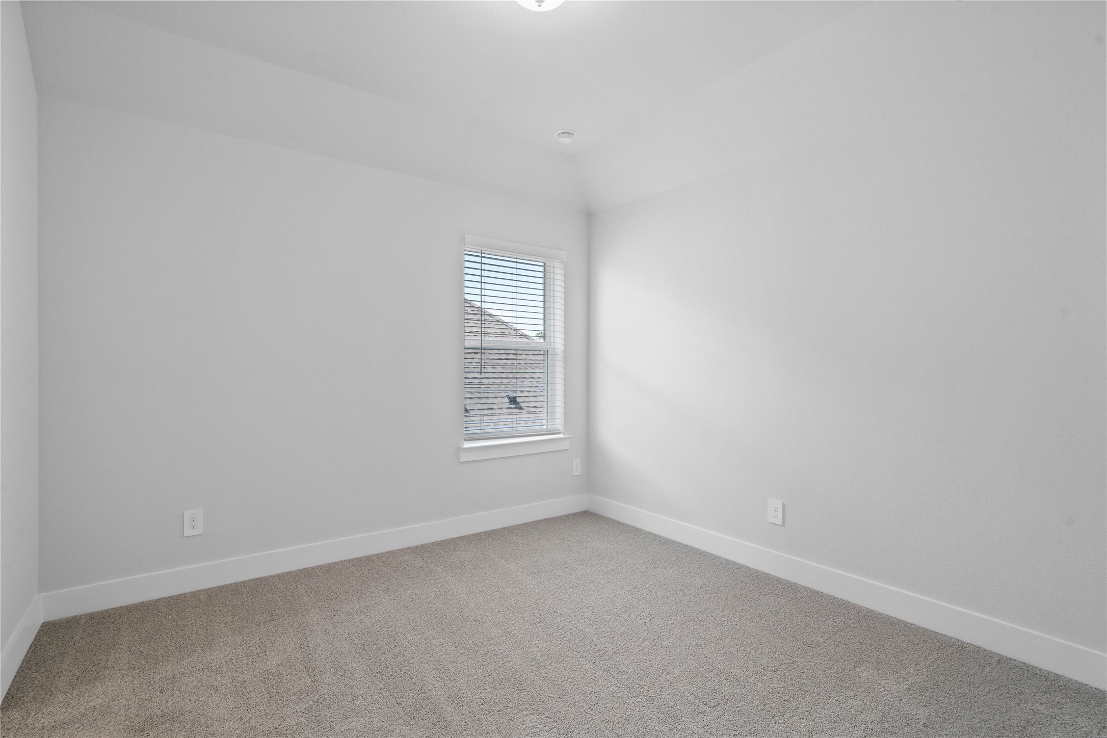 17211 Begonia Bend Drive Property Photo 30