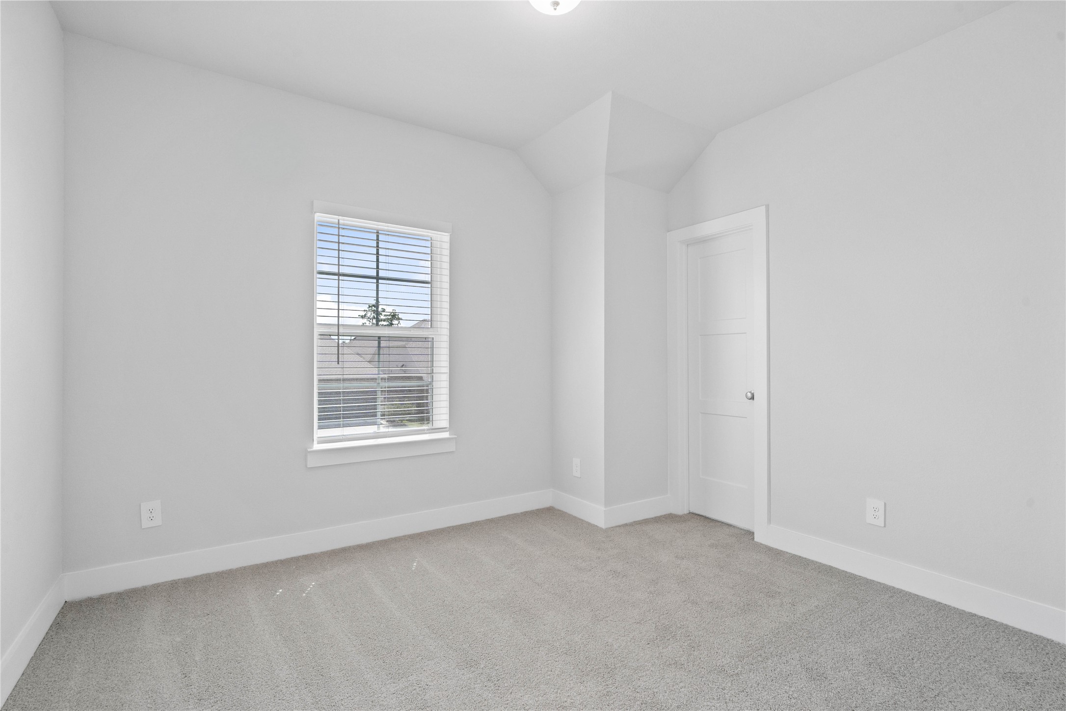 17211 Begonia Bend Drive Property Photo 34