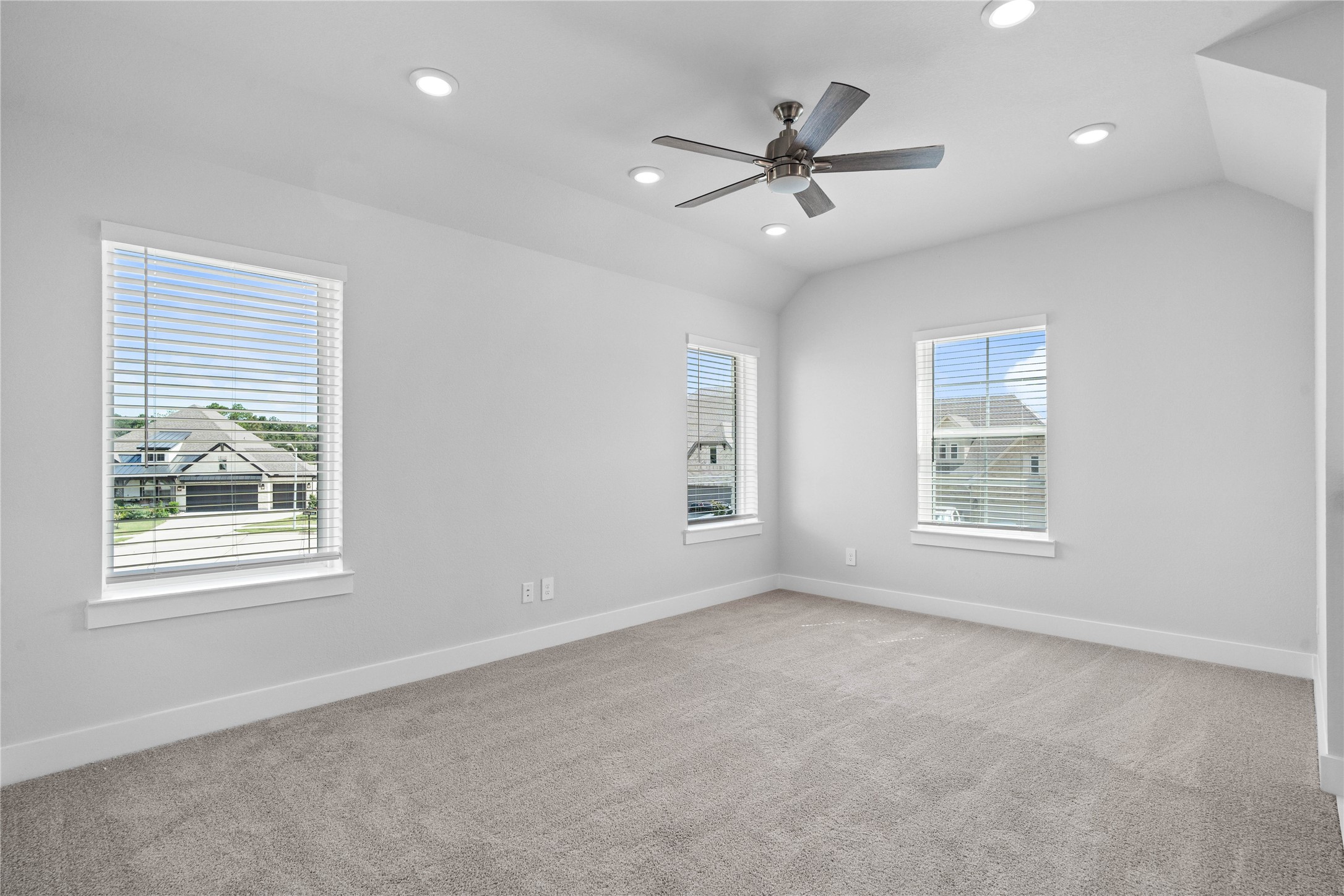 17211 Begonia Bend Drive Property Photo 37