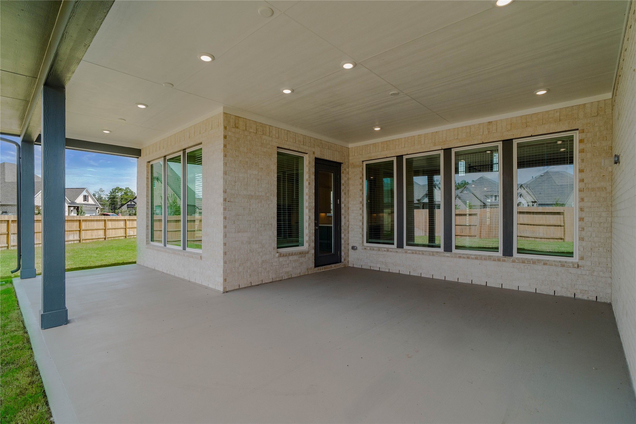17211 Begonia Bend Drive Property Photo 39