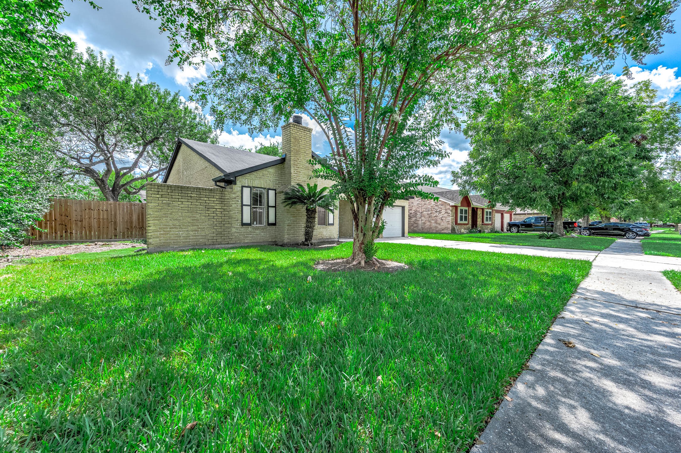 10230 Trade Winds Drive Property Photo 3