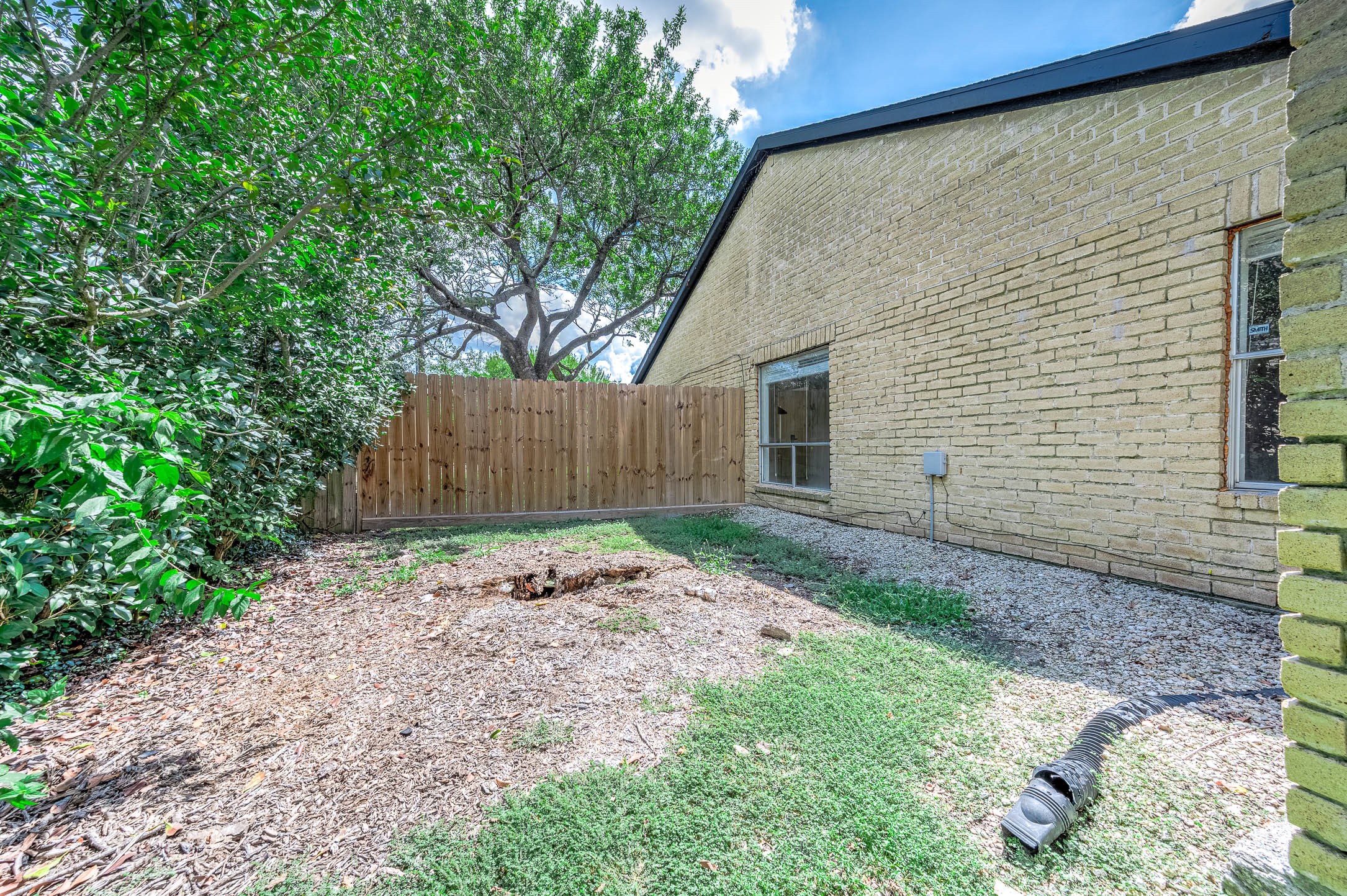 10230 Trade Winds Drive Property Photo 4