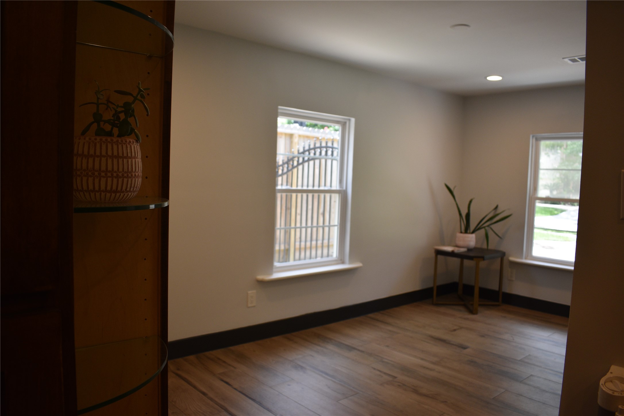4521 Maple Street Property Photo 13