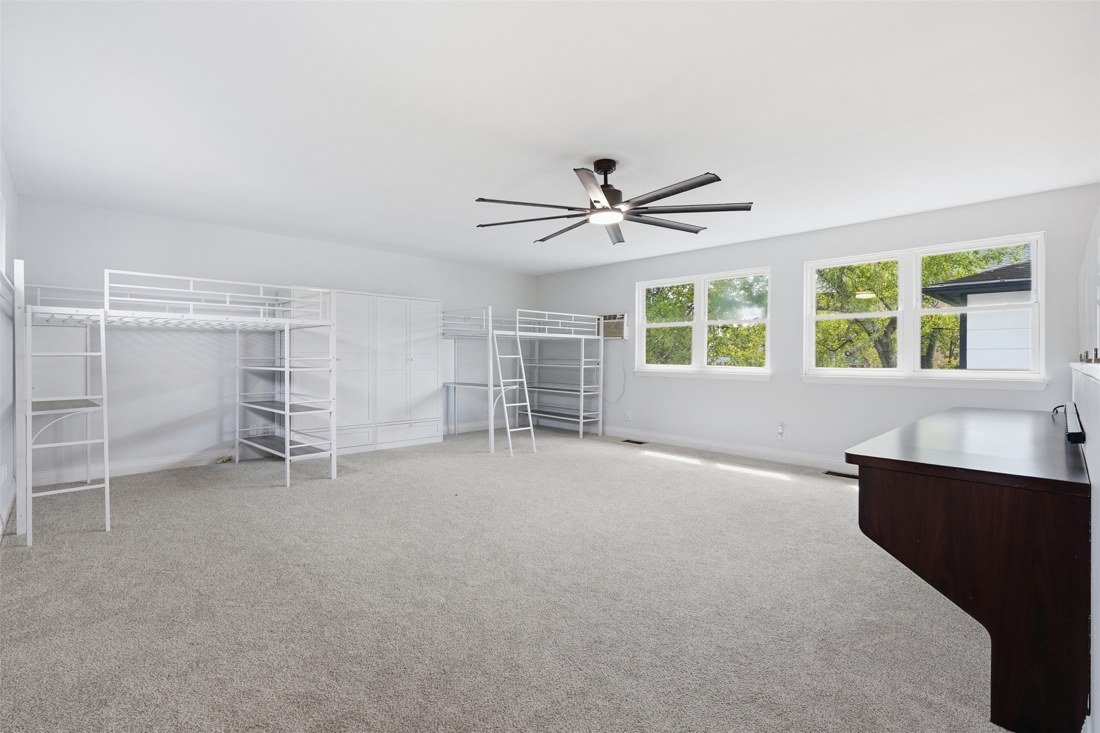 4521 Maple Street Property Photo 20