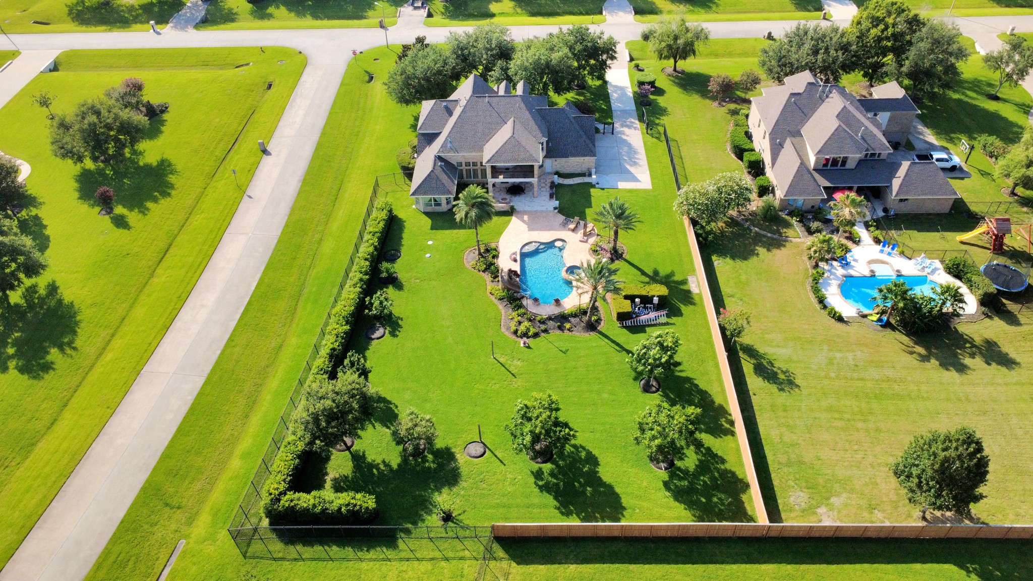 1812 Lake Landing Drive Property Photo 5