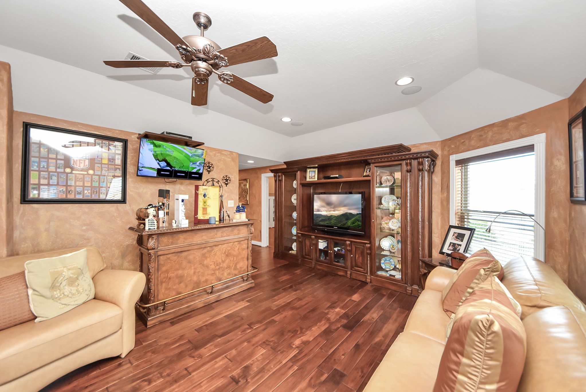 1812 Lake Landing Drive Property Photo 22