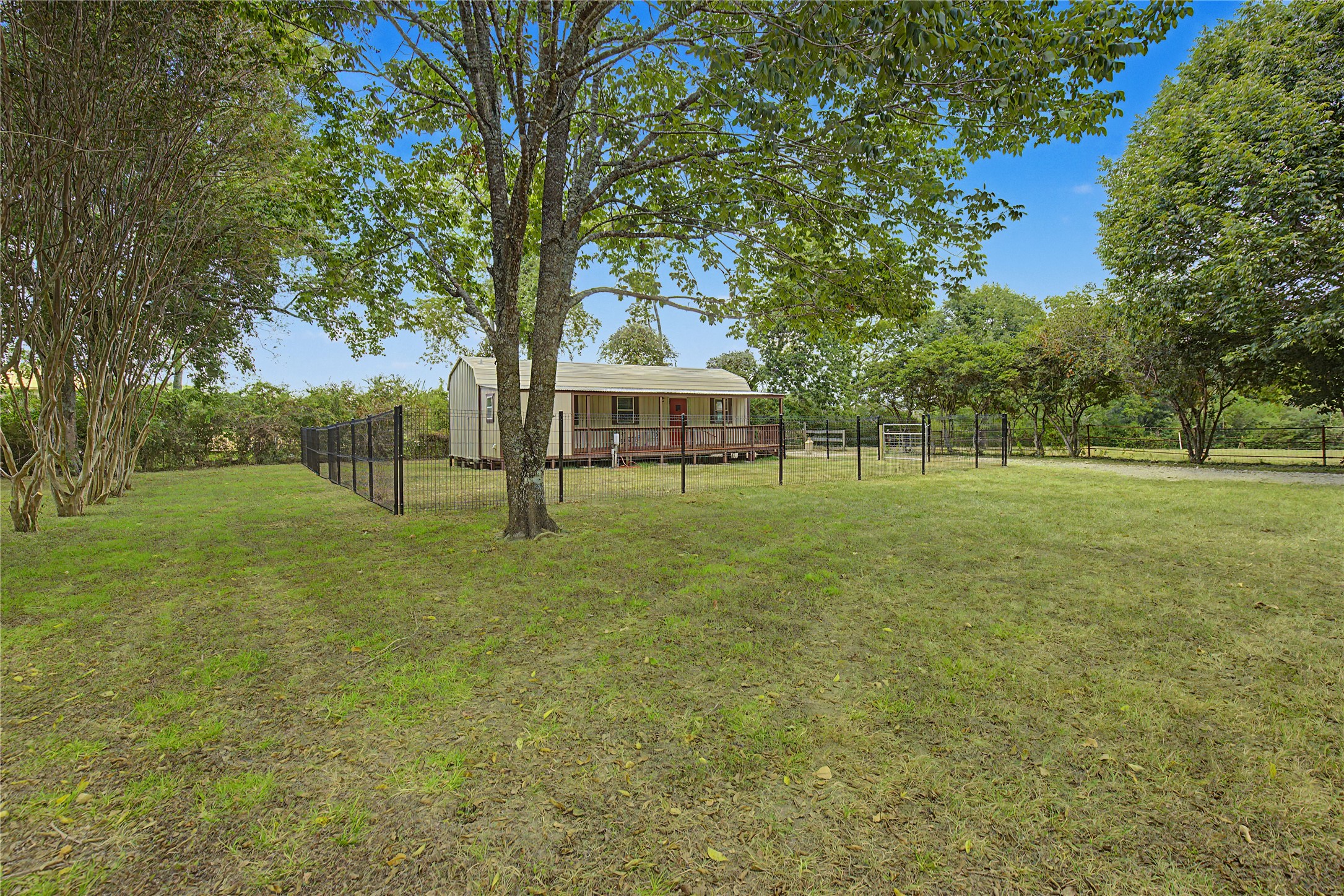 12039 Anderson Road Property Photo 2
