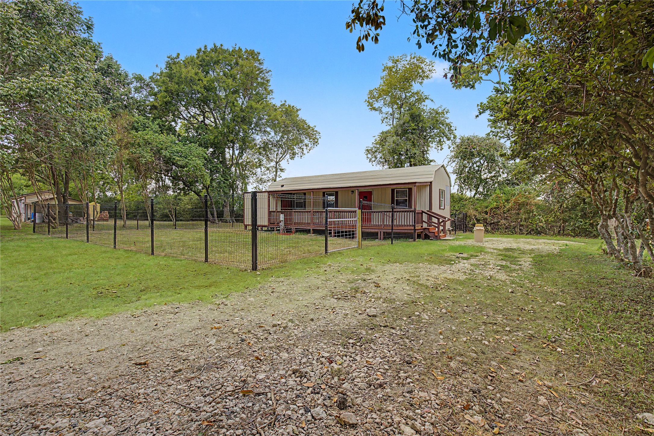 12039 Anderson Road Property Photo 4