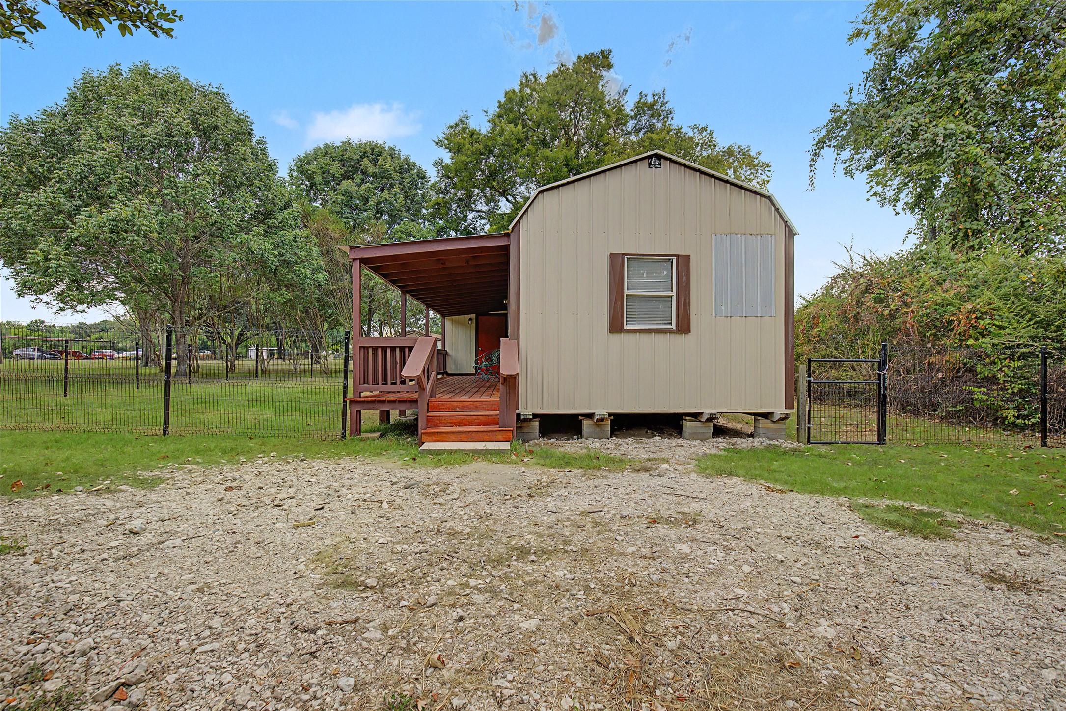 12039 Anderson Road Property Photo 6