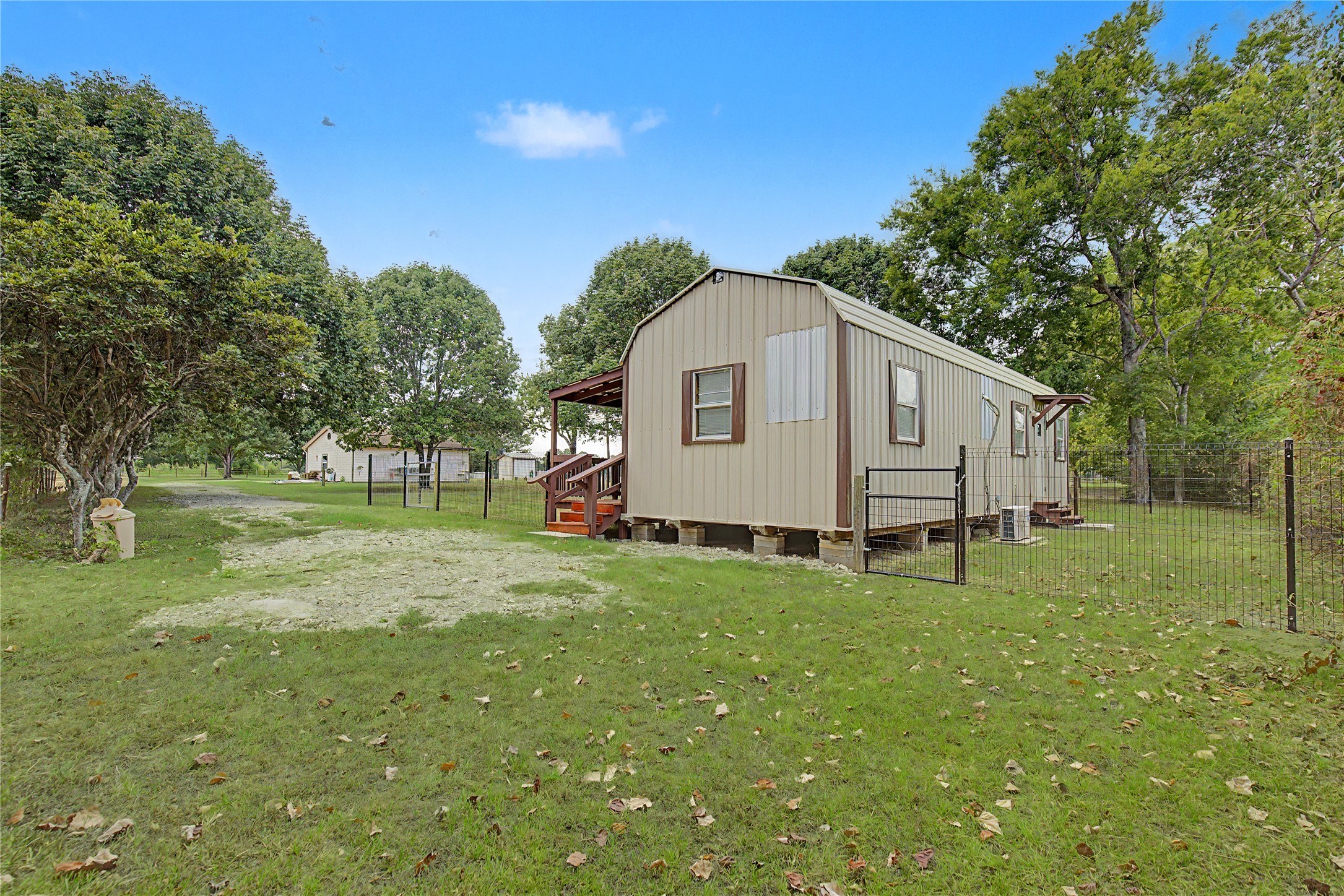 12039 Anderson Road Property Photo 7