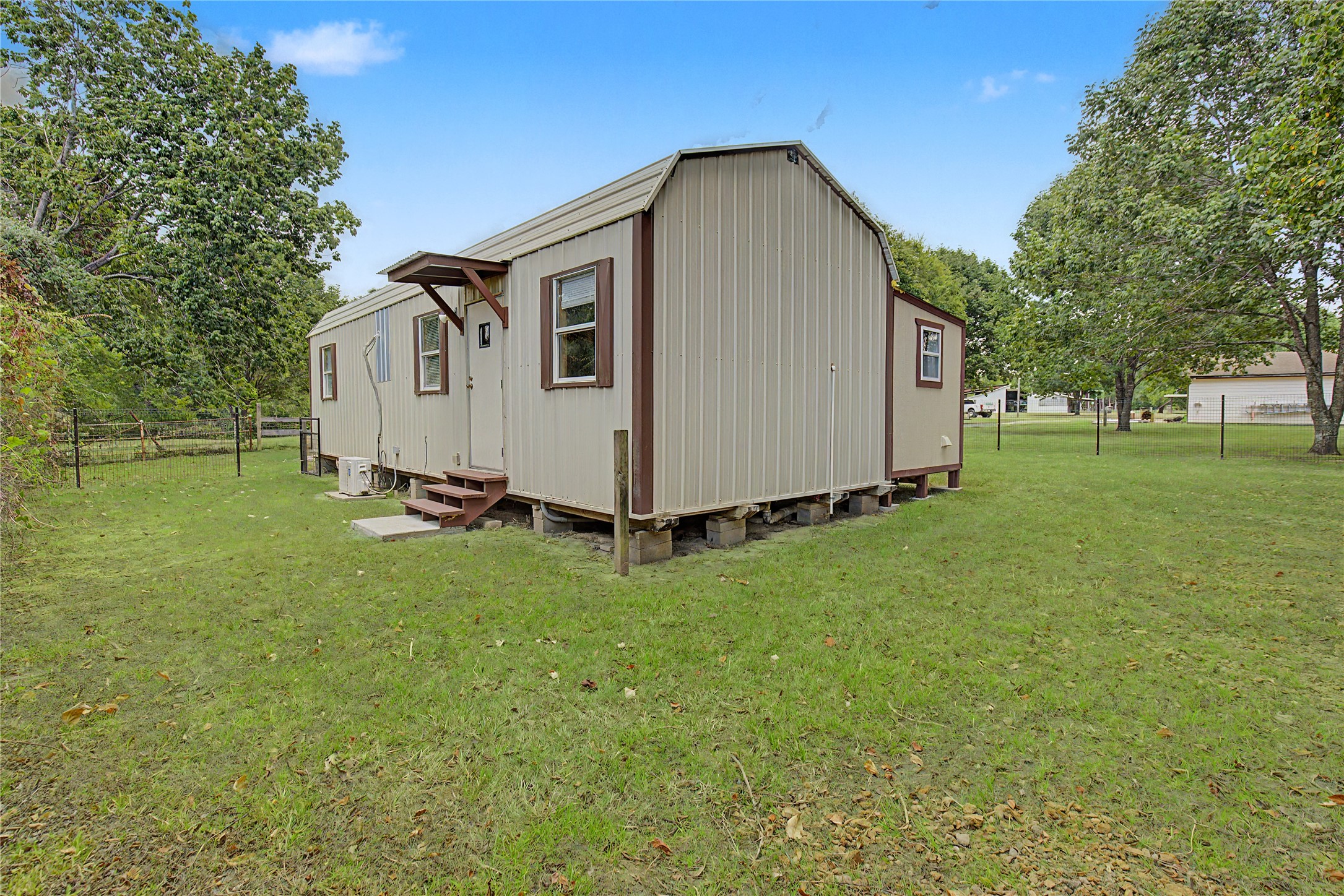 12039 Anderson Road Property Photo 9