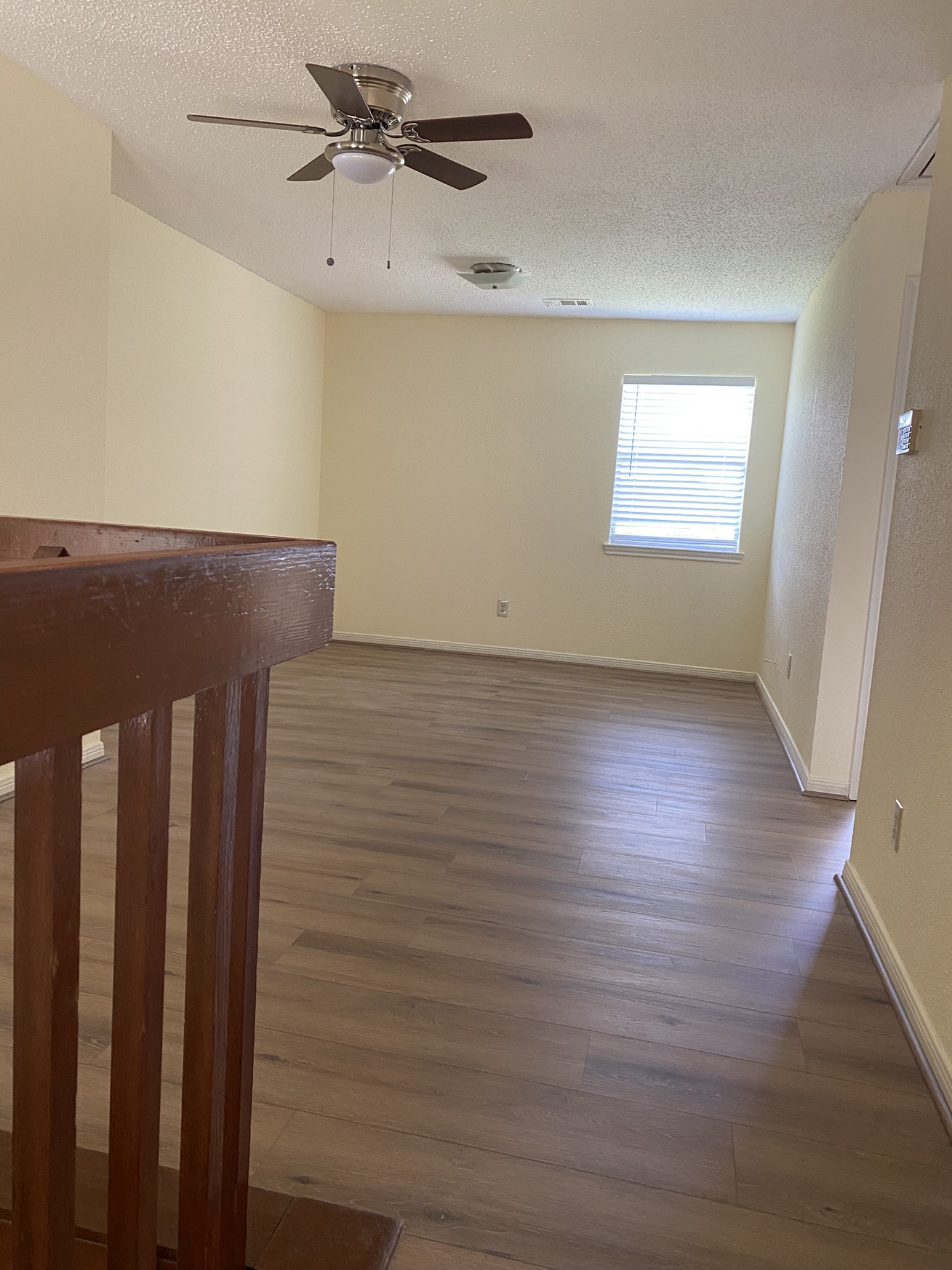 2426 Lakefield Way Property Photo 12