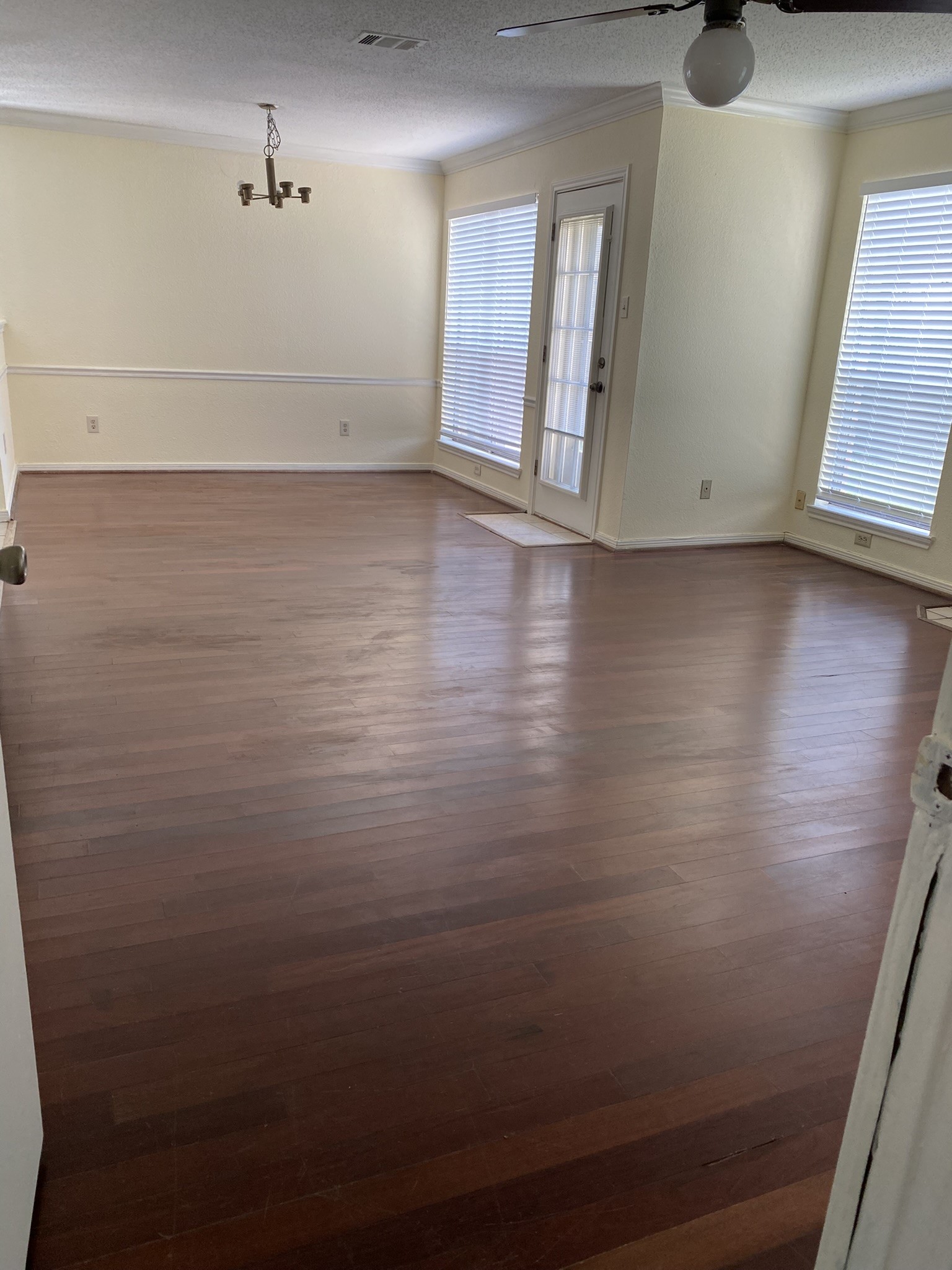 2426 Lakefield Way Property Photo 17