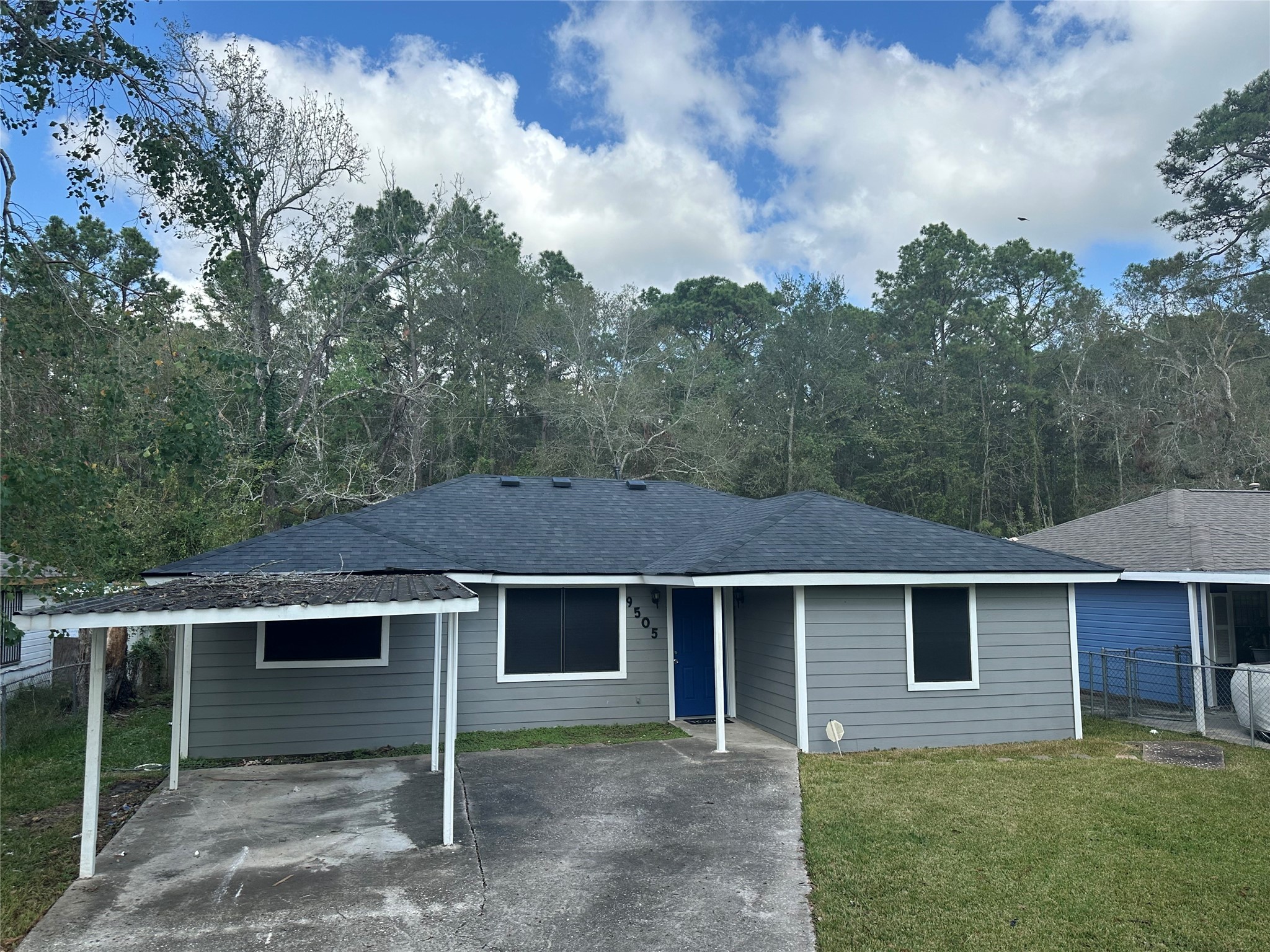 9505 Everglade Drive Property Photo 1