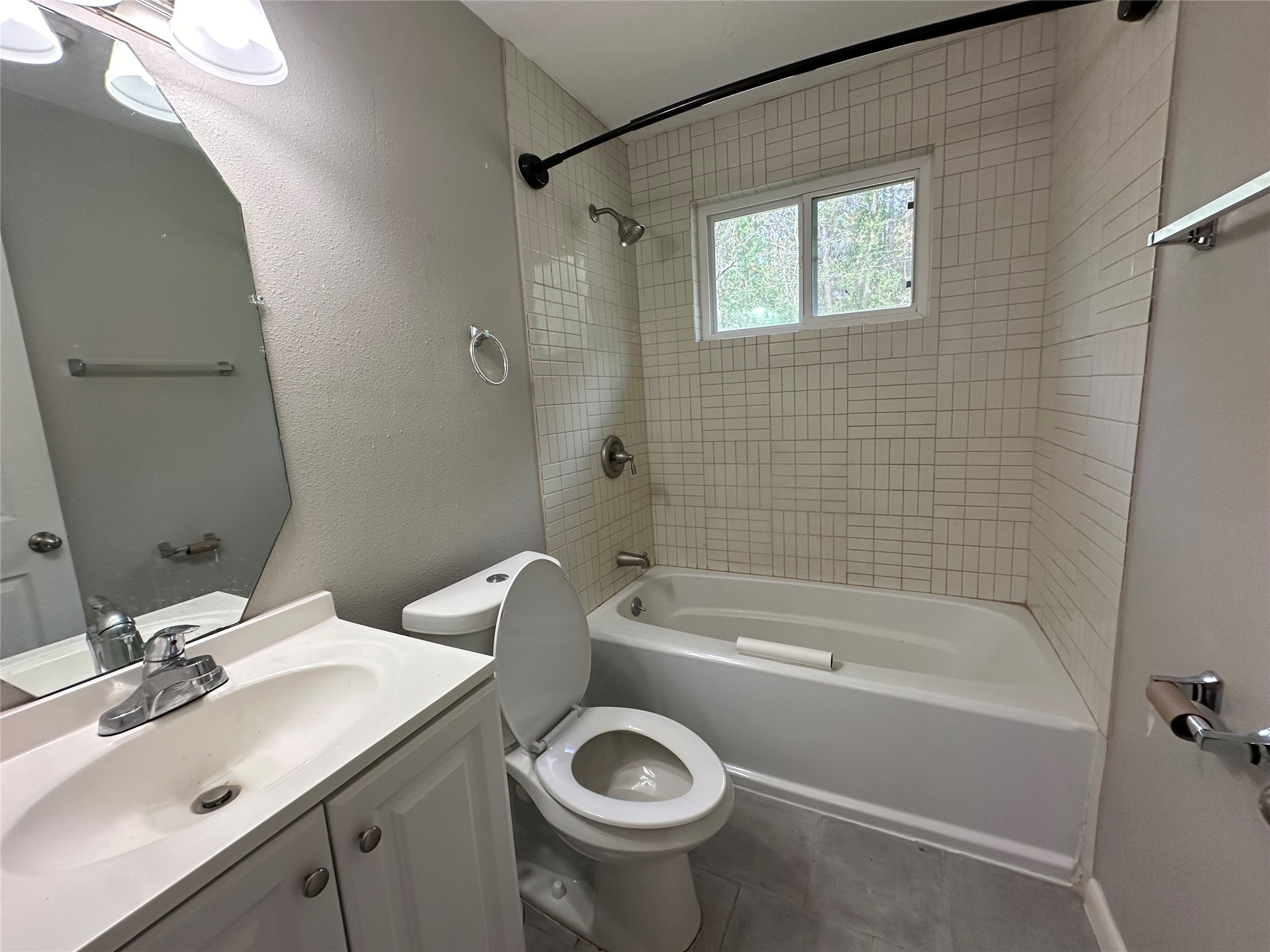 9505 Everglade Drive Property Photo 7