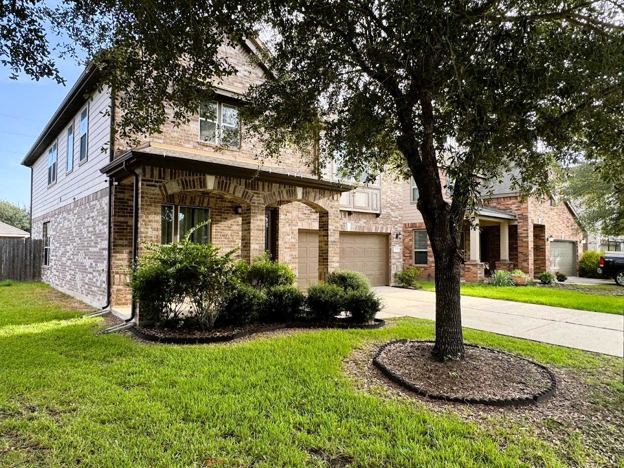 26350 Riley Glen Drive Property Photo 3