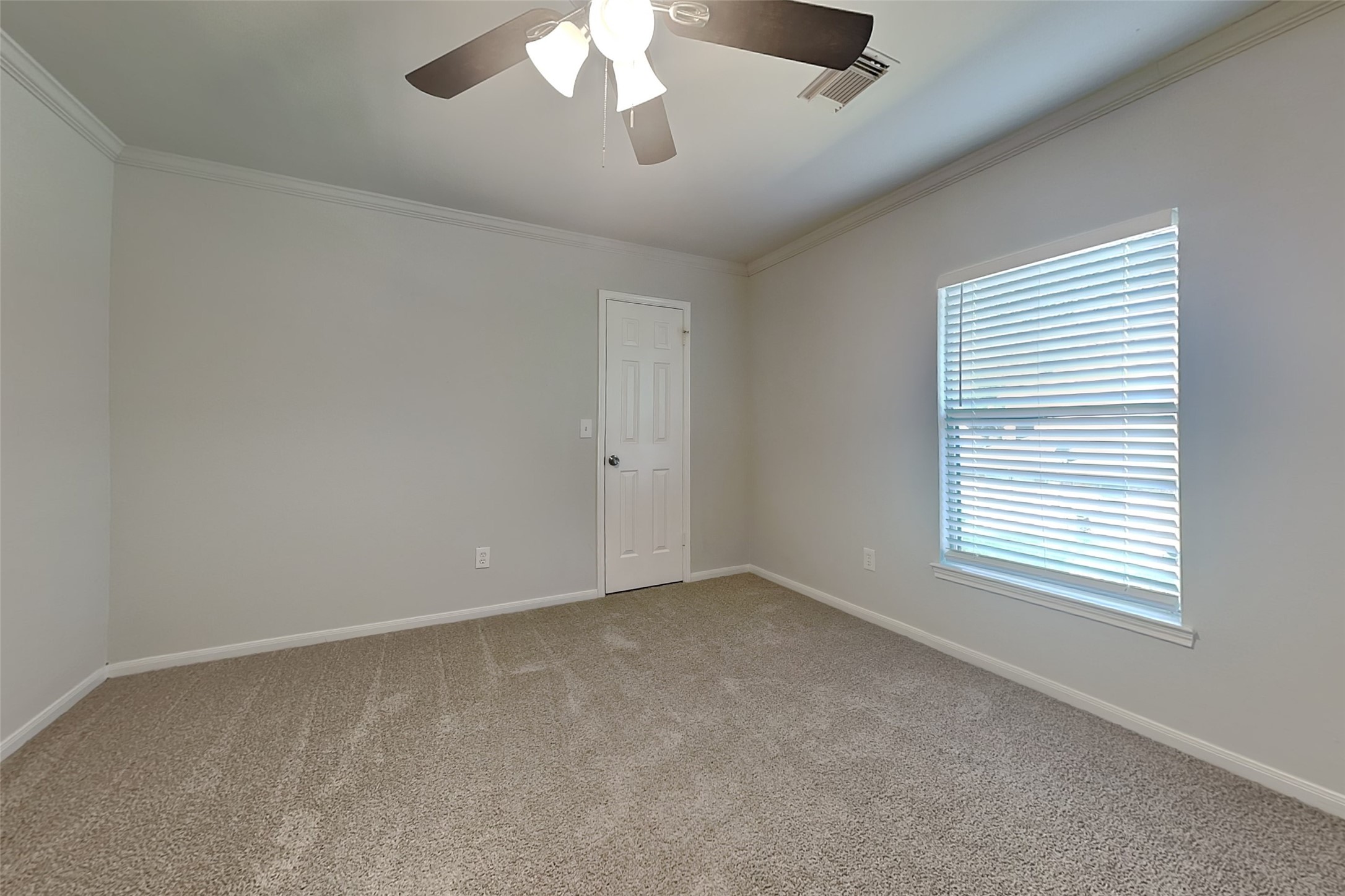 4012 Cedarwood Drive Property Photo 13