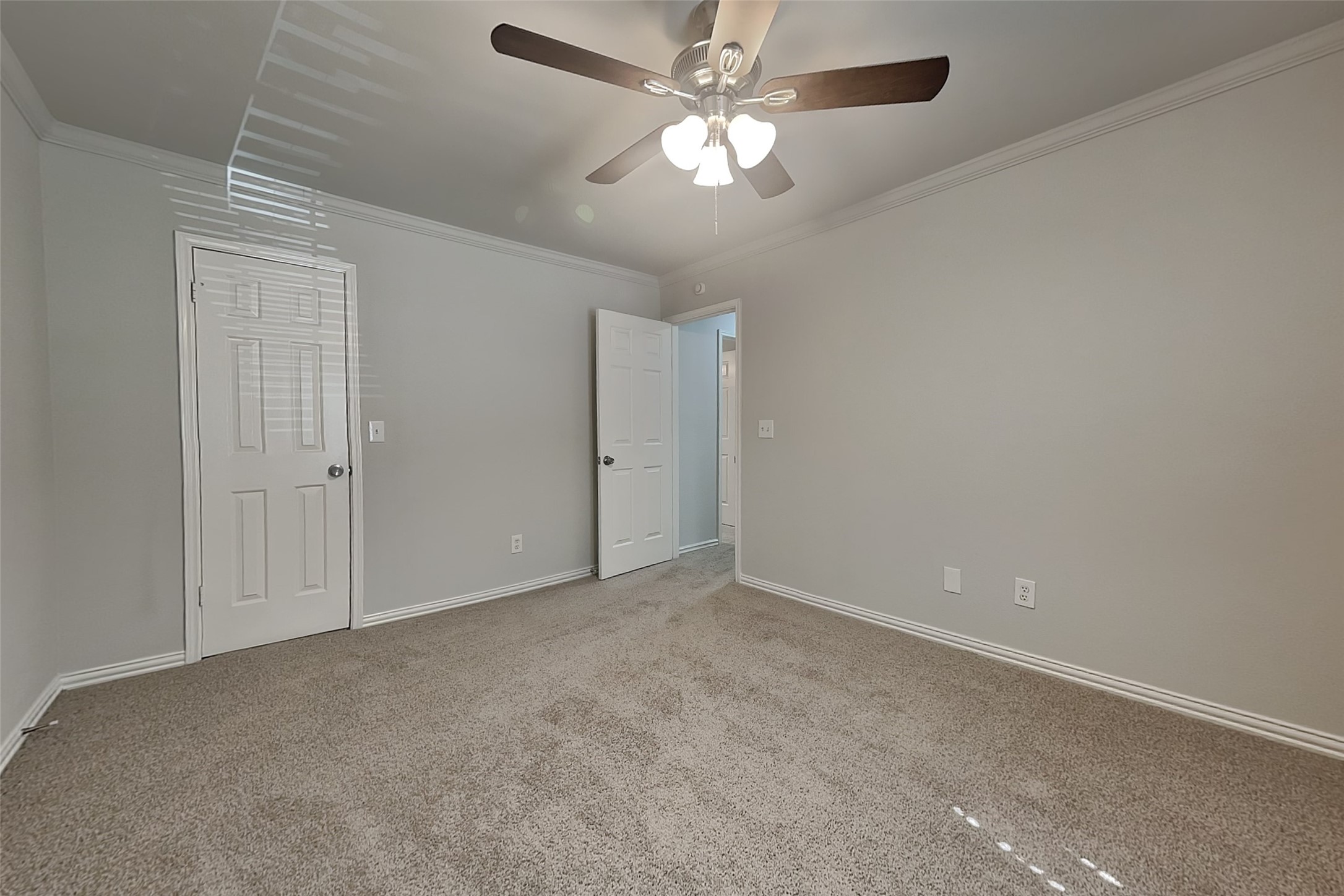 4012 Cedarwood Drive Property Photo 15