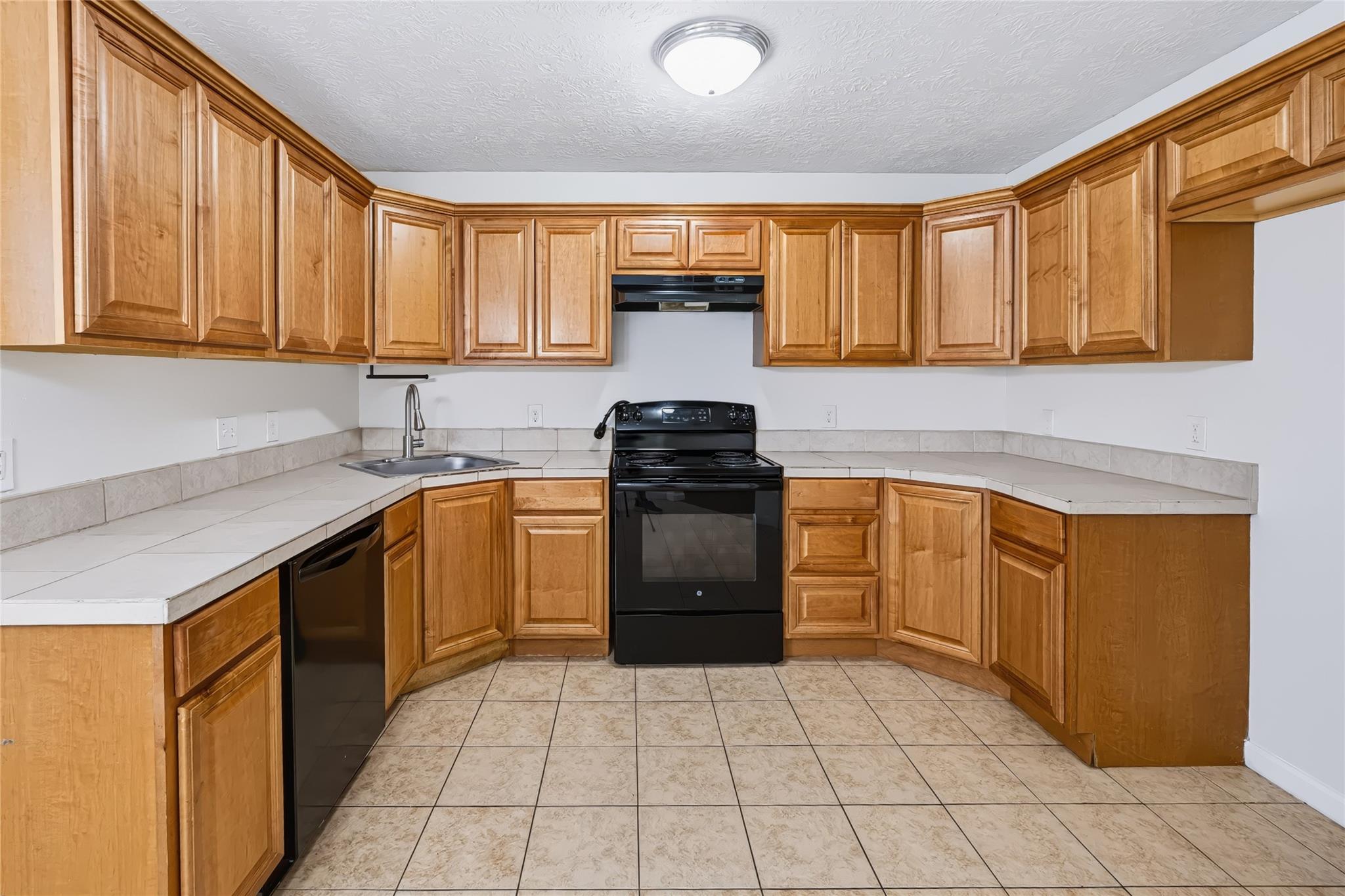 6528 Utah Street, Houston Tx 77091 Property Photo 10