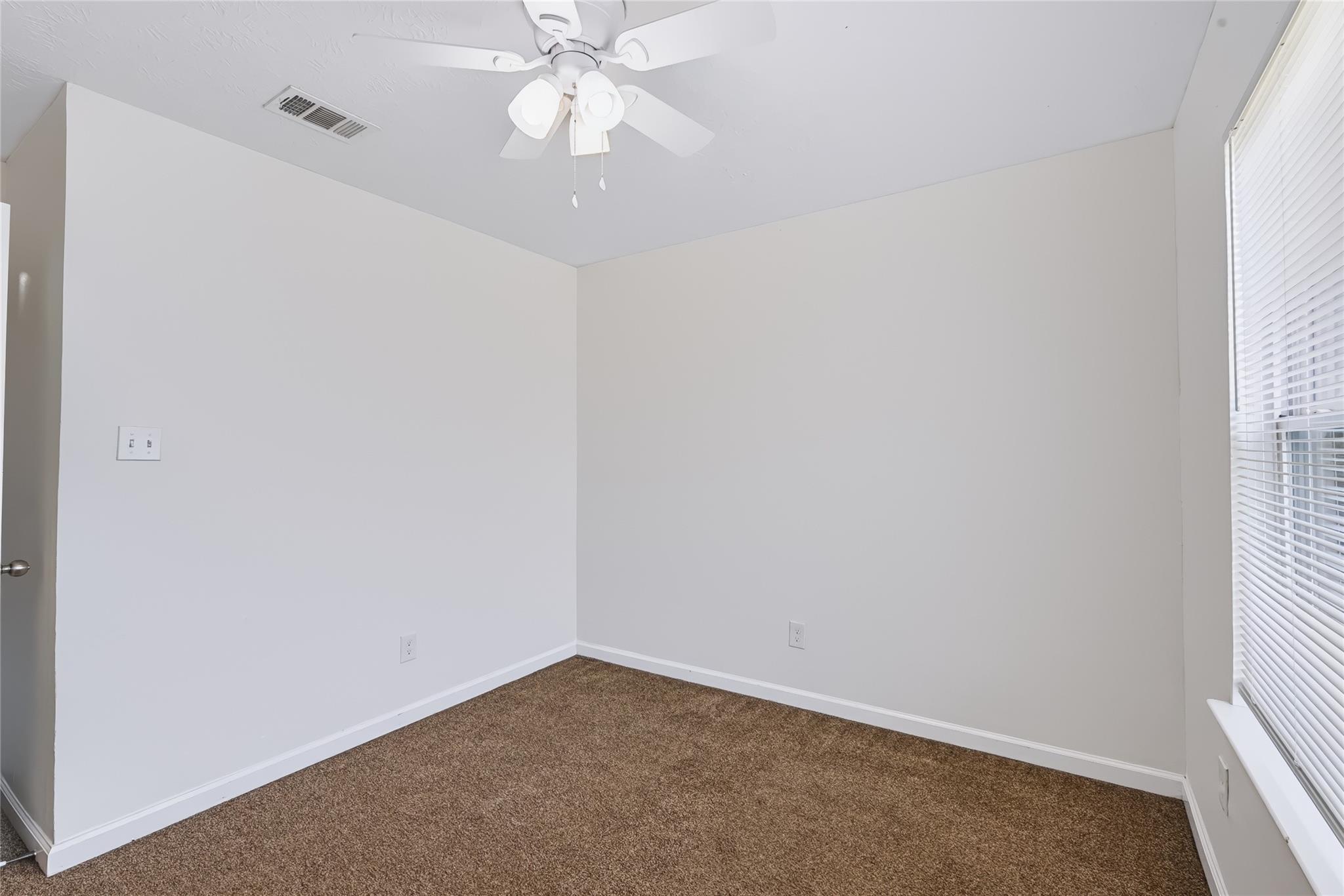 6528 Utah Street Property Photo 25