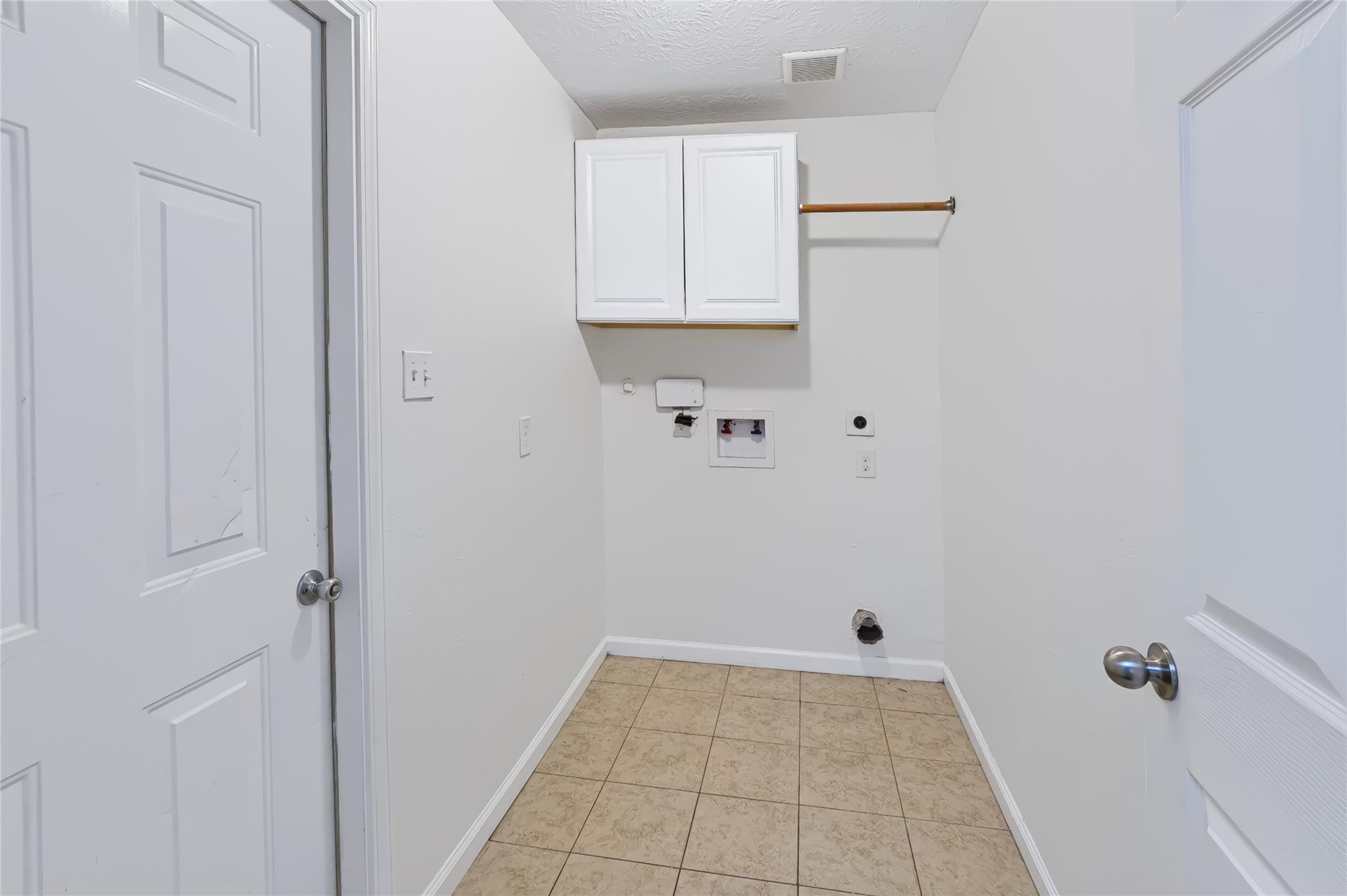 6528 Utah Street Property Photo 28