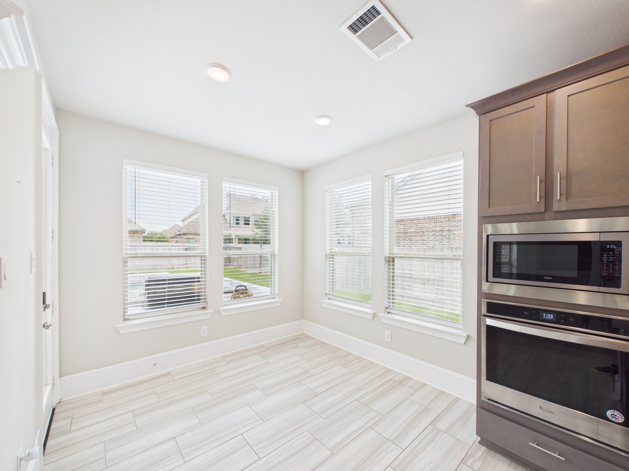 4218 Kestrel Ridge Court Property Photo 14