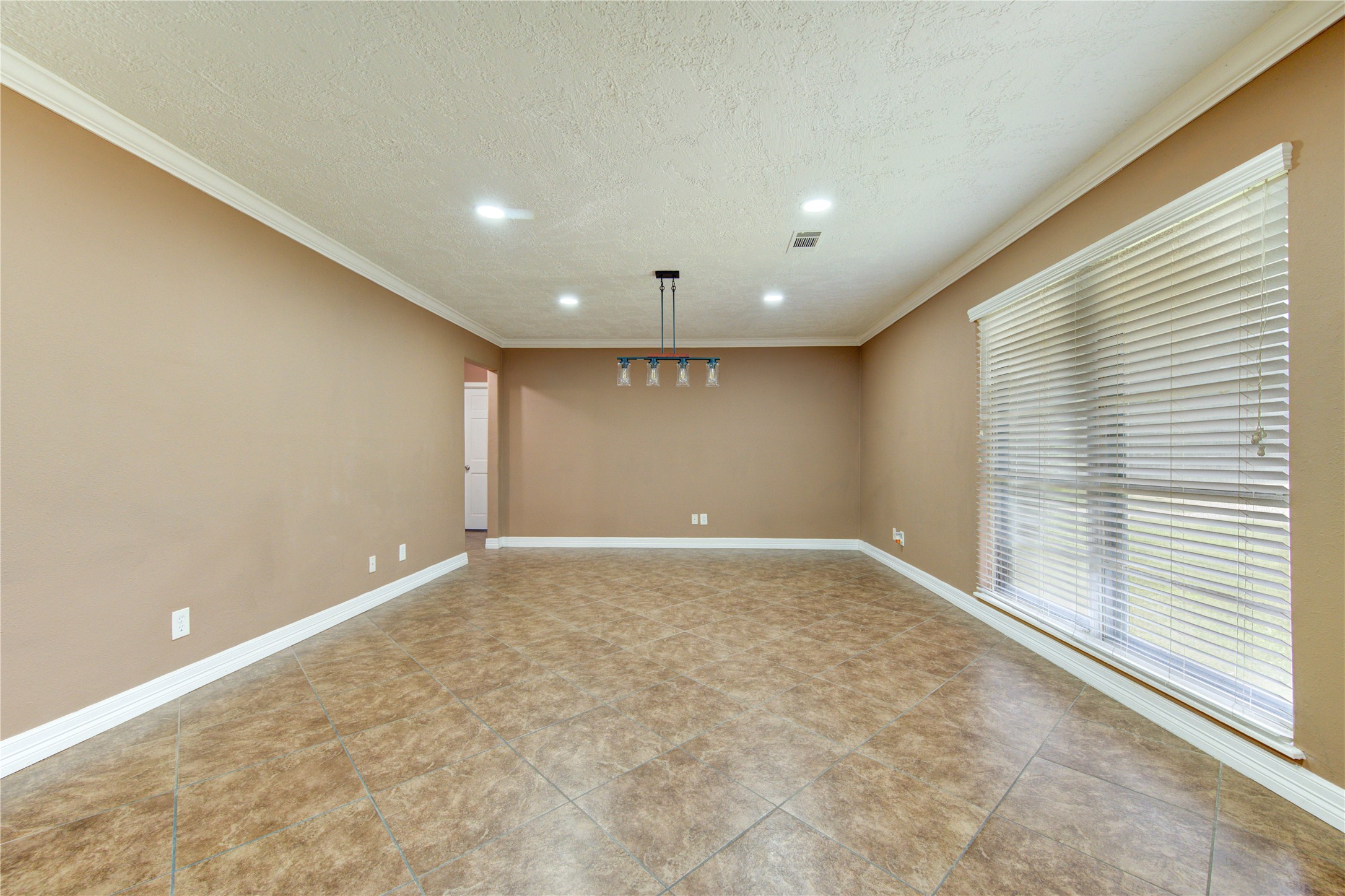 9922 Carmalee Street Property Photo 12
