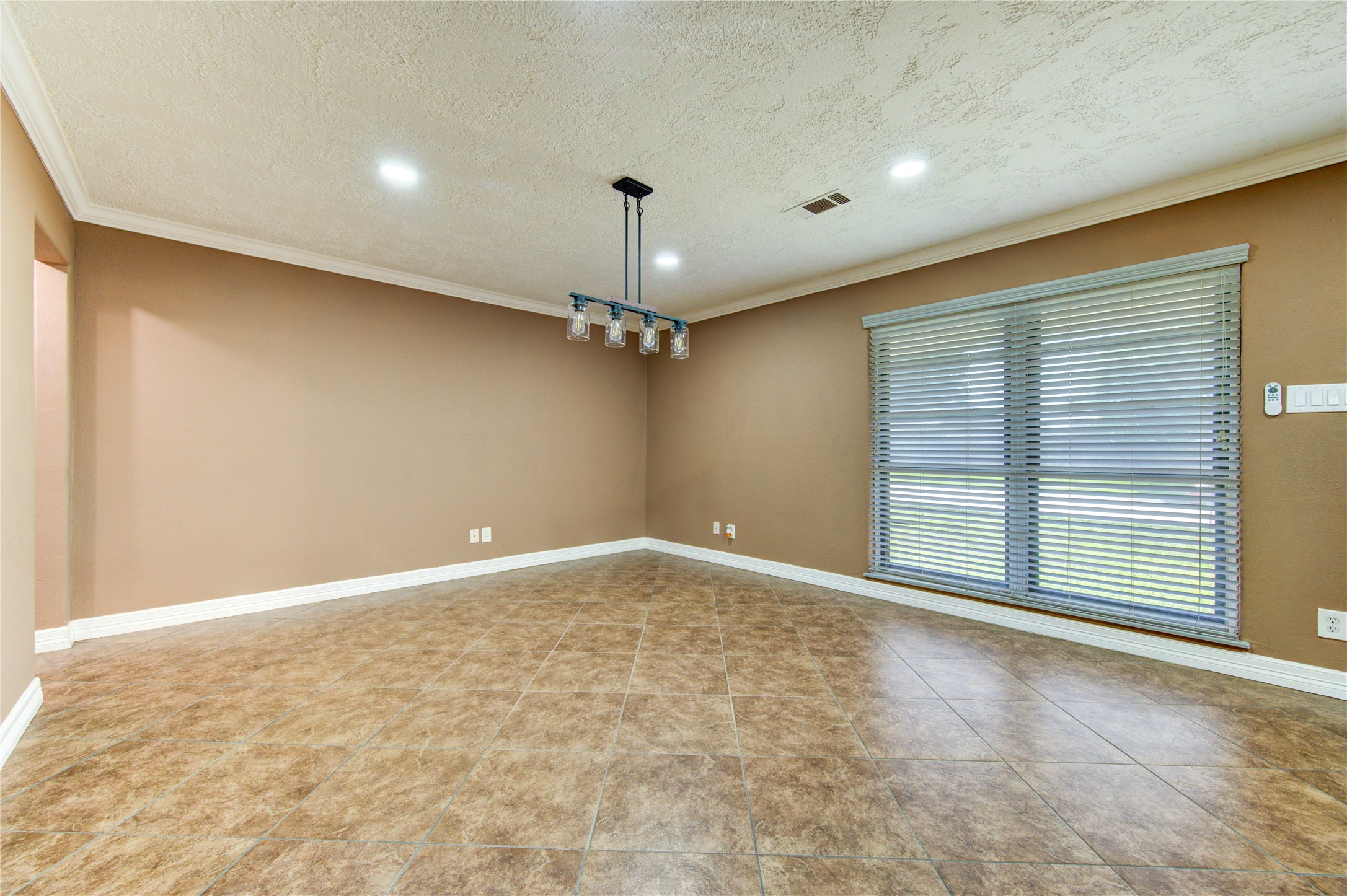 9922 Carmalee Street Property Photo 15
